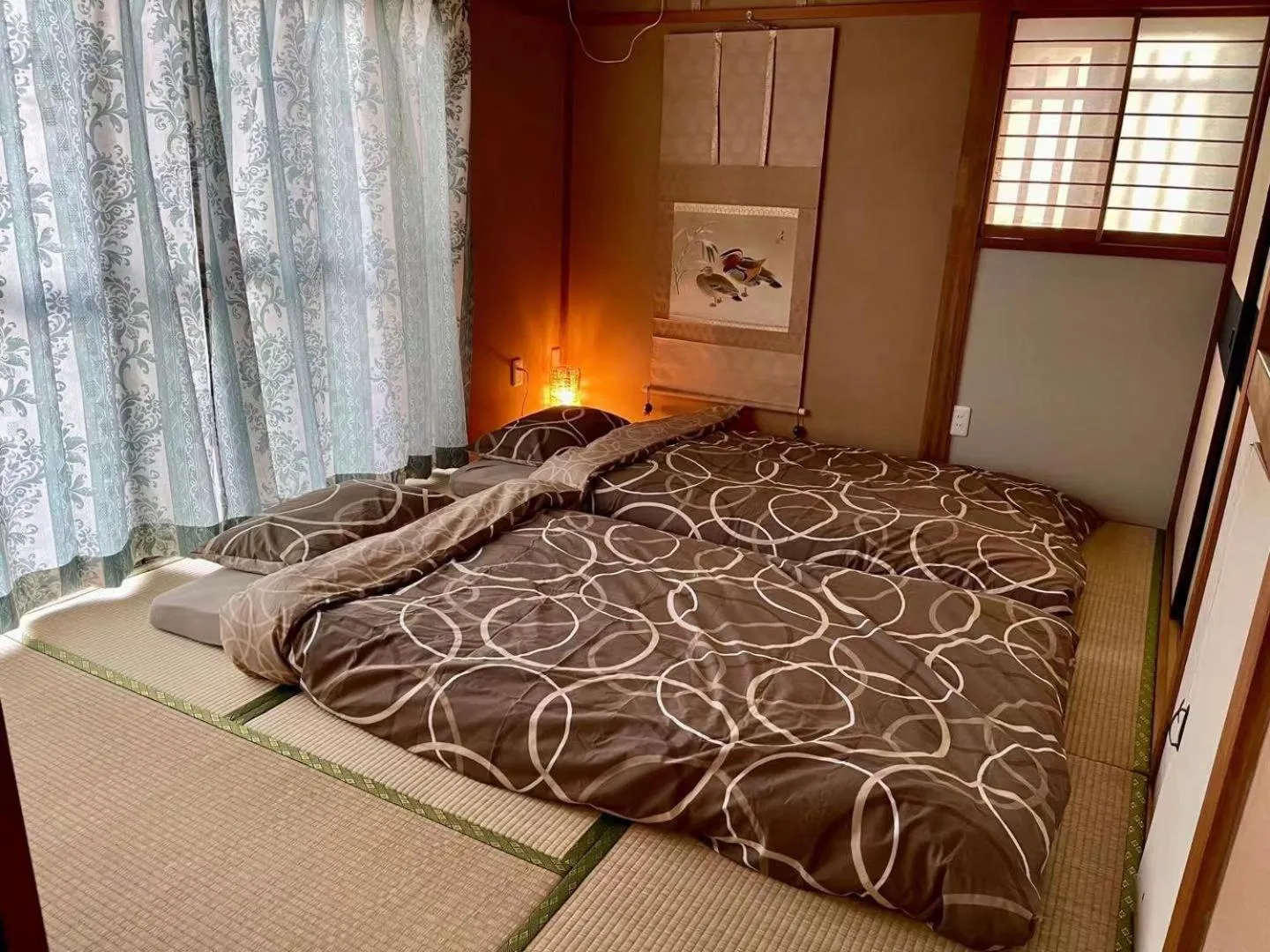 Bed in season guest house in nishi shinjuku 100 square meters, 4 bedrooms, 2 living rooms