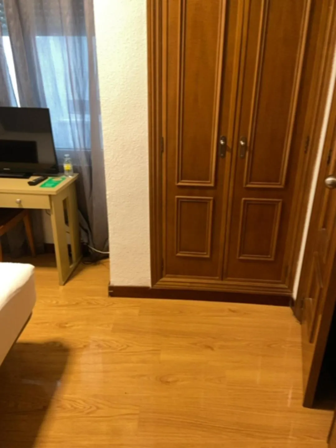 wardrobe in Hotel Mercado by gaiarooms