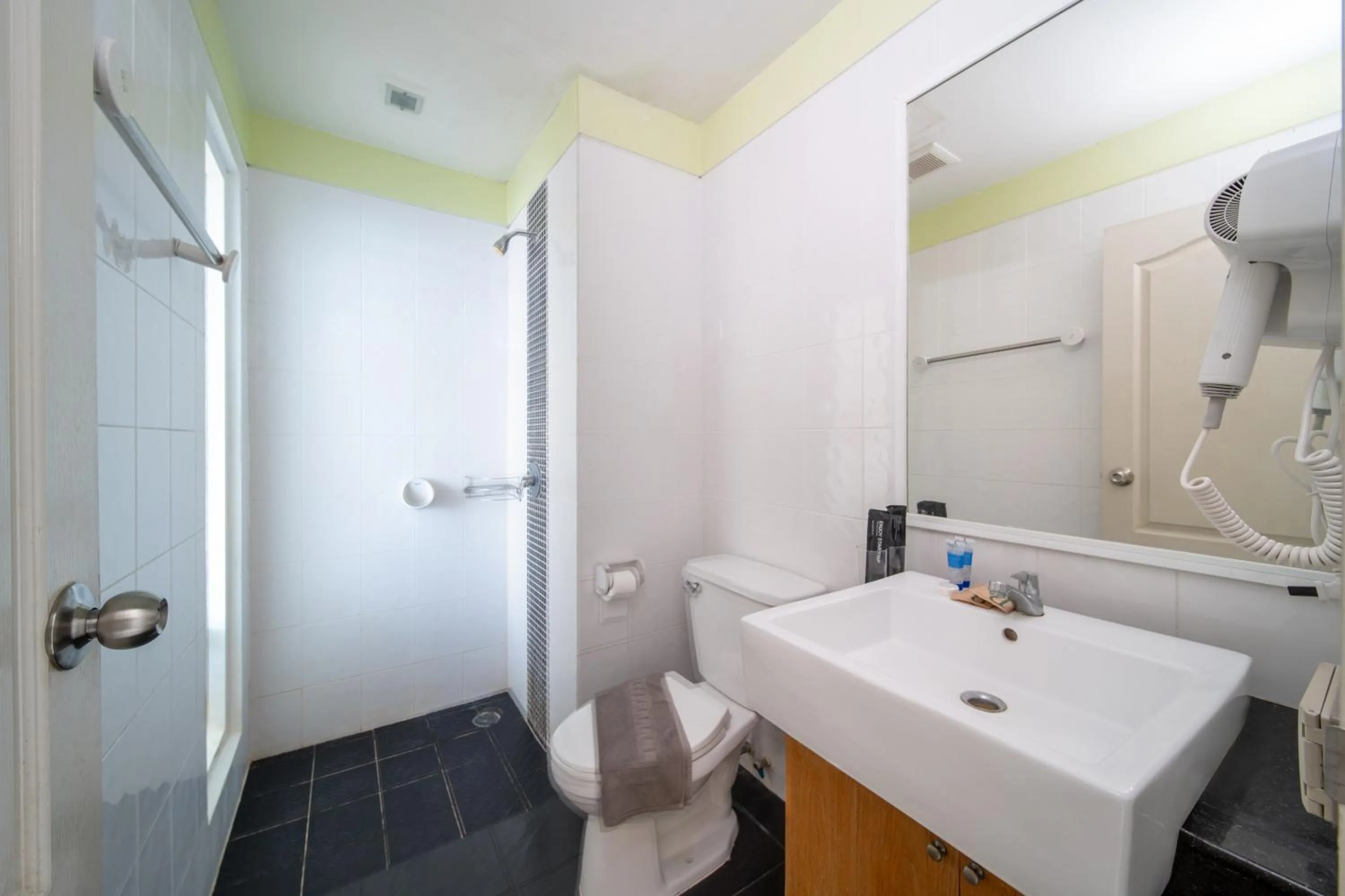 Catnip Seaside Hotel&Cafe