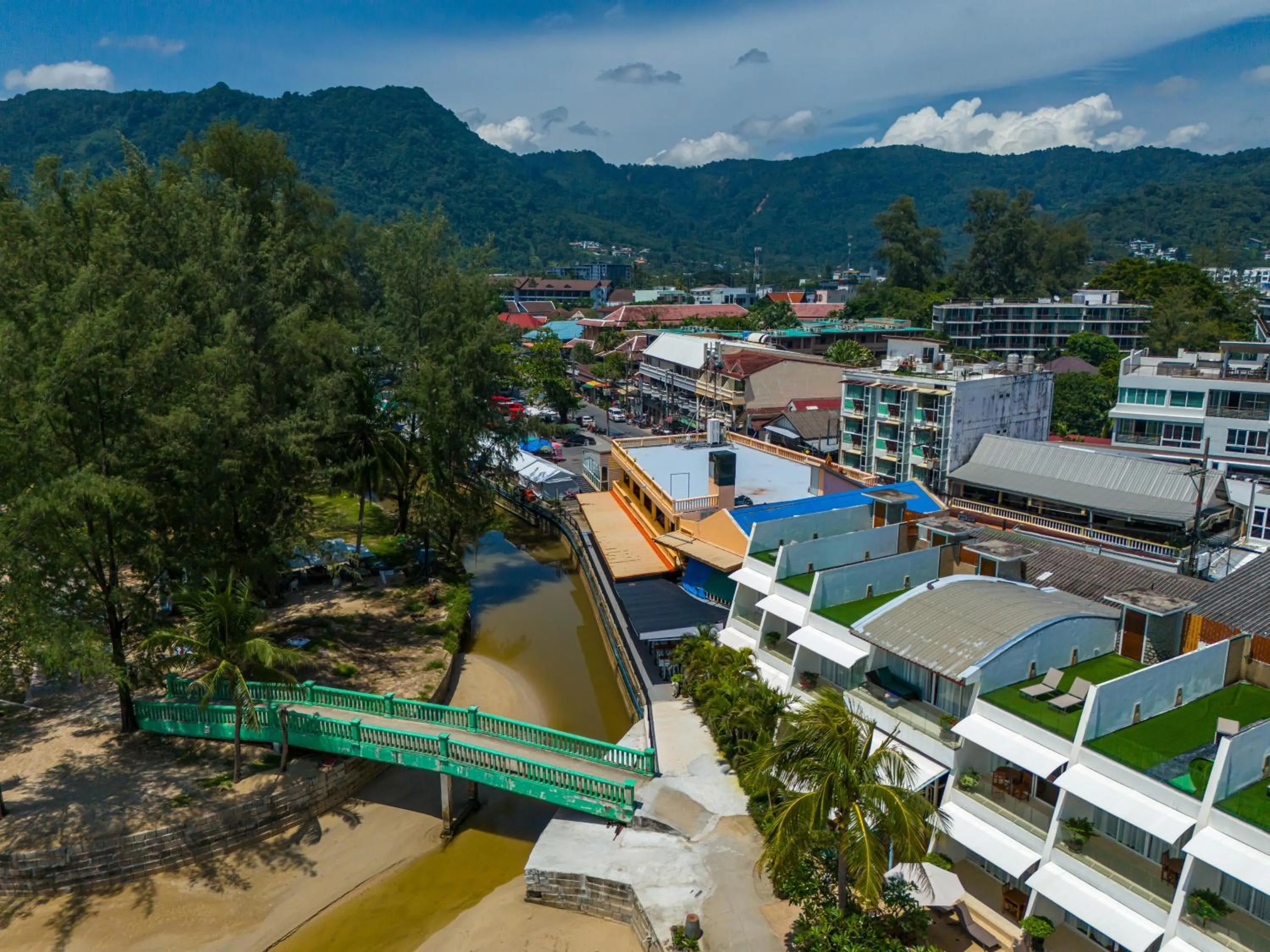 Catnip Seaside Hotel&Cafe