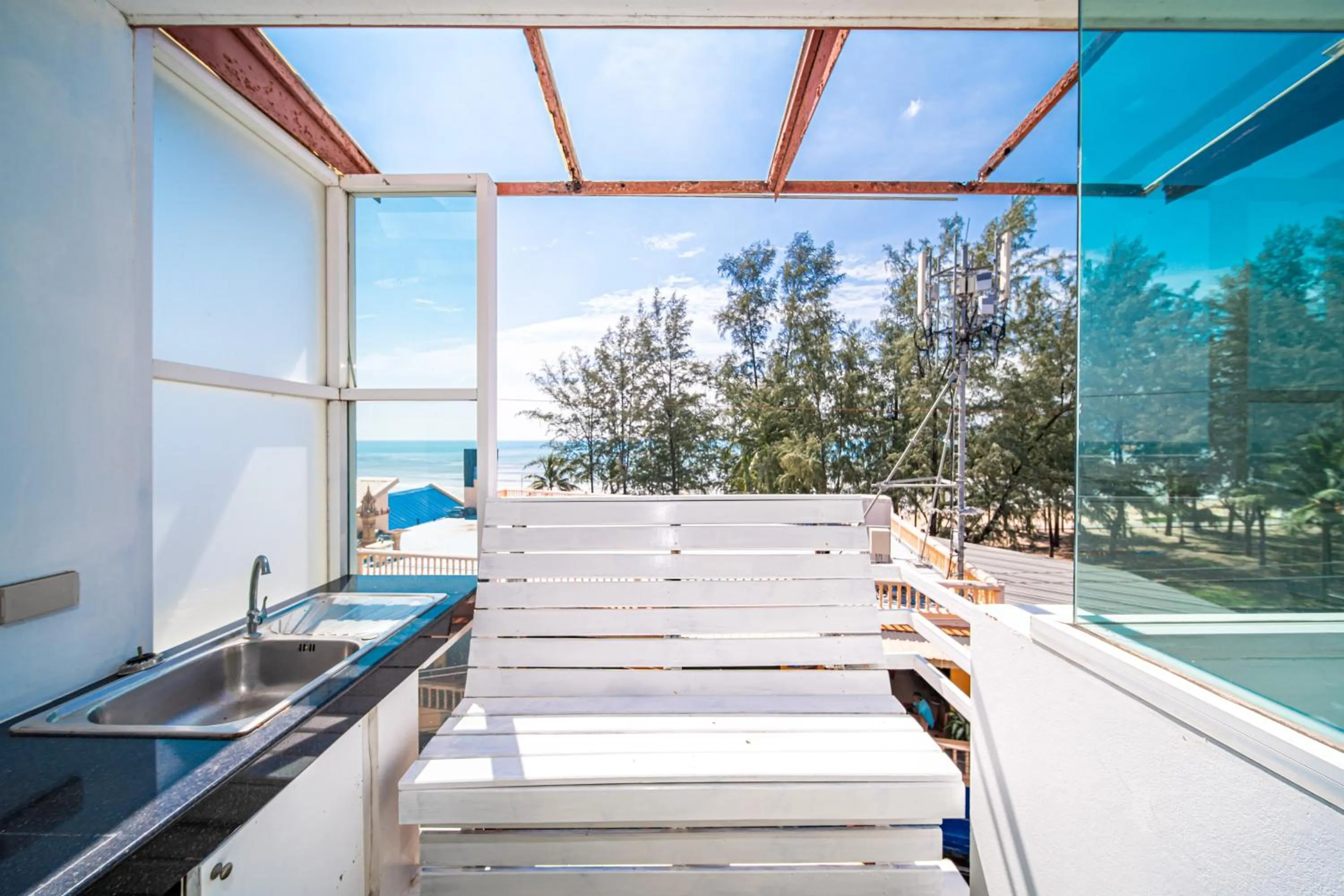 Catnip Seaside Hotel&Cafe