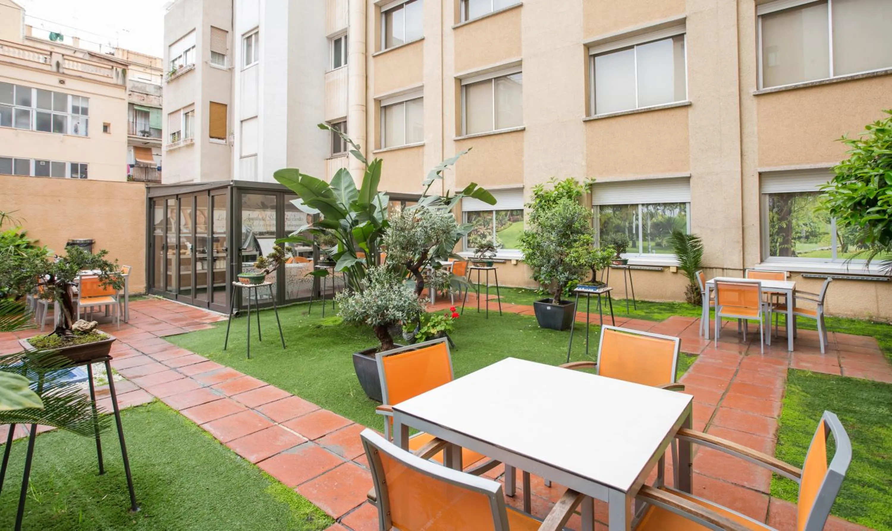 Garden in Aparthotel Silver