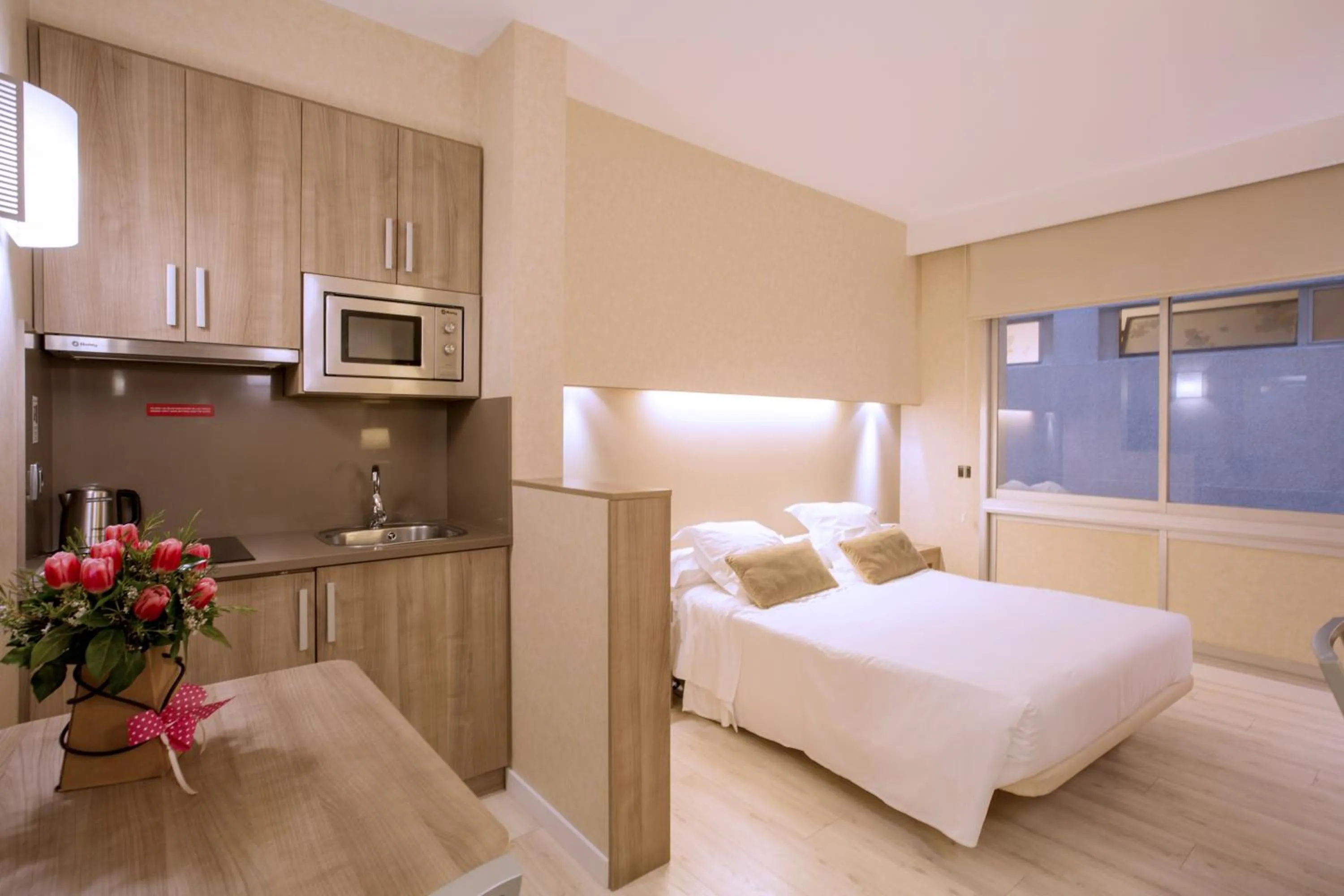 Photo of the whole room, Bed in Aparthotel Silver