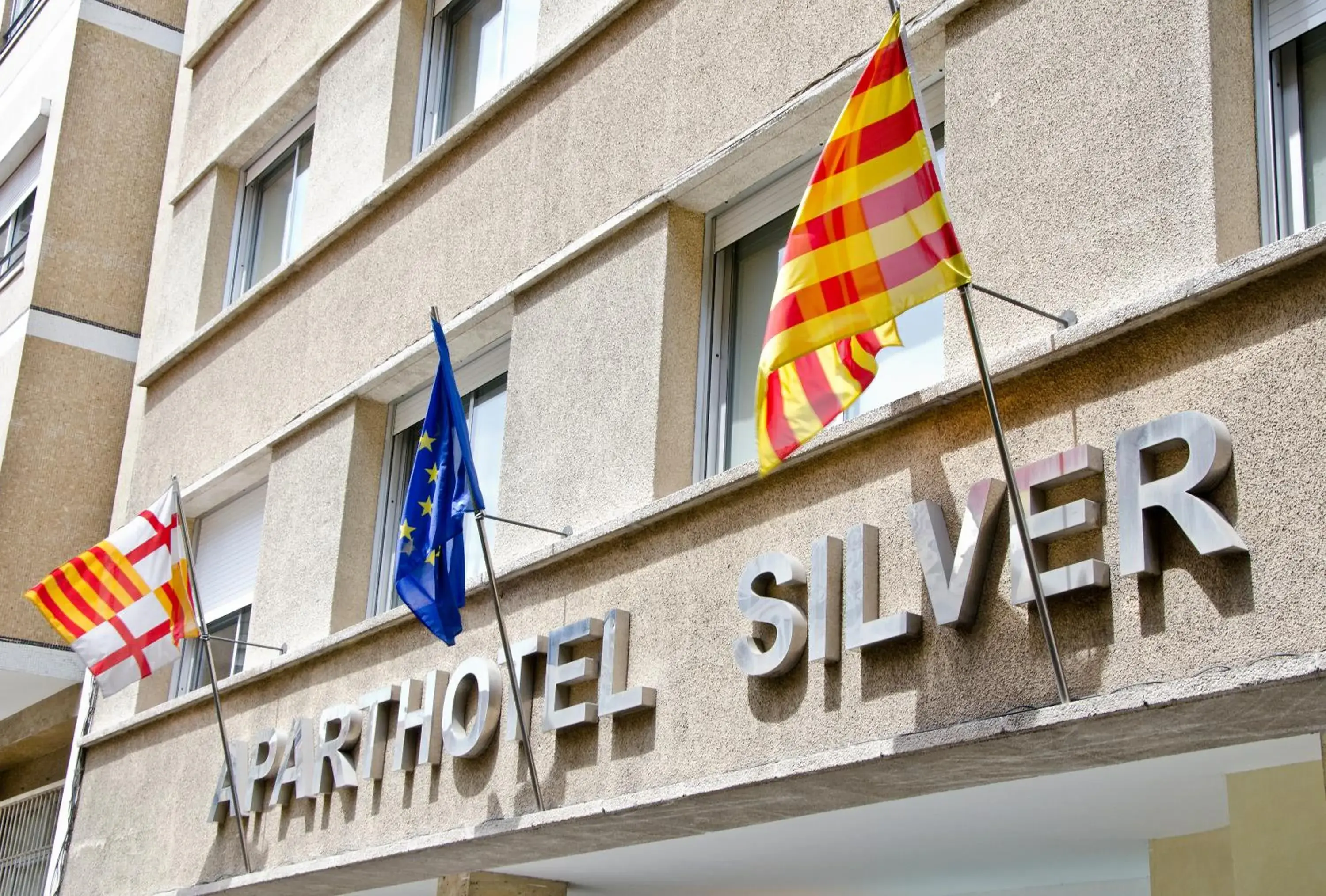 Facade/entrance in Aparthotel Silver Facade/entrance in Aparthotel Silver