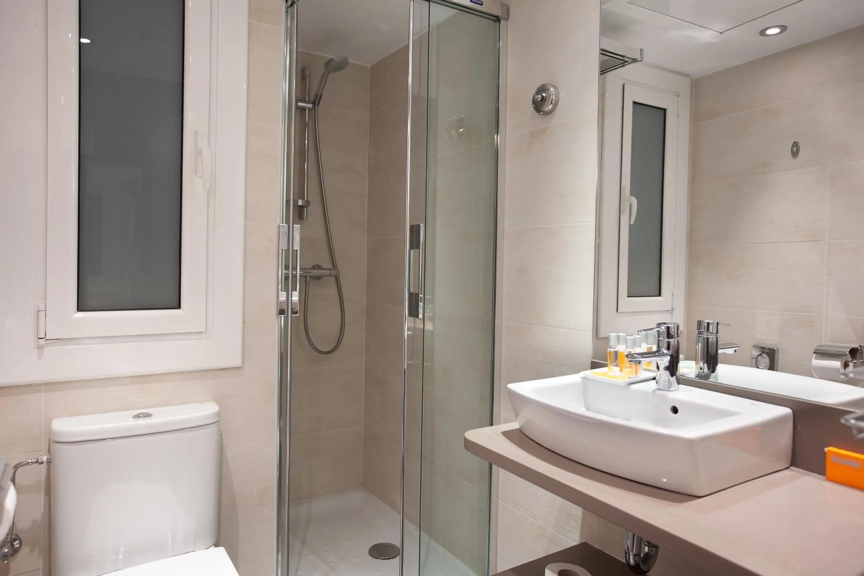 Bathroom in Aparthotel Silver