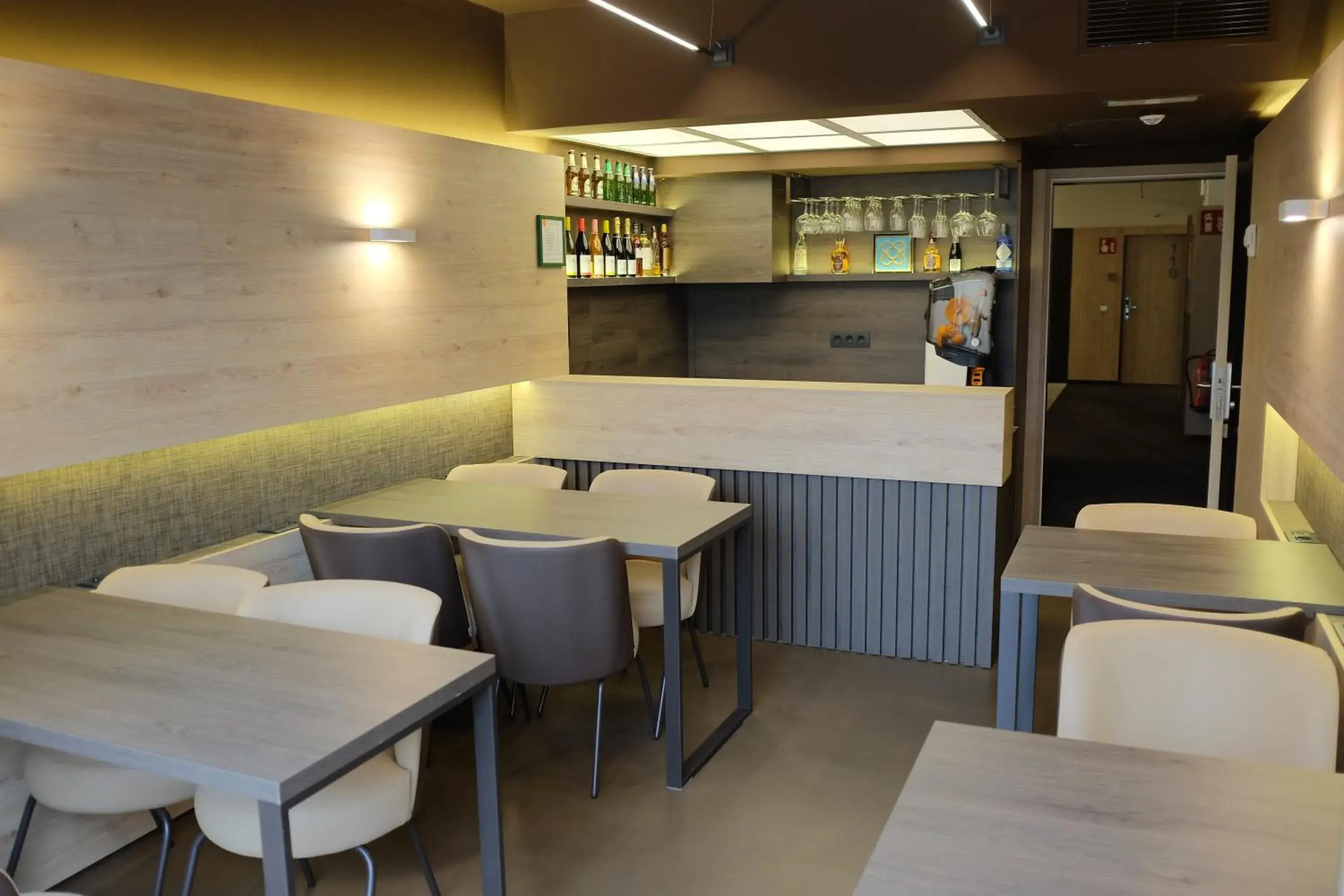 Lounge or bar in Aparthotel Silver Lounge or bar in Aparthotel Silver