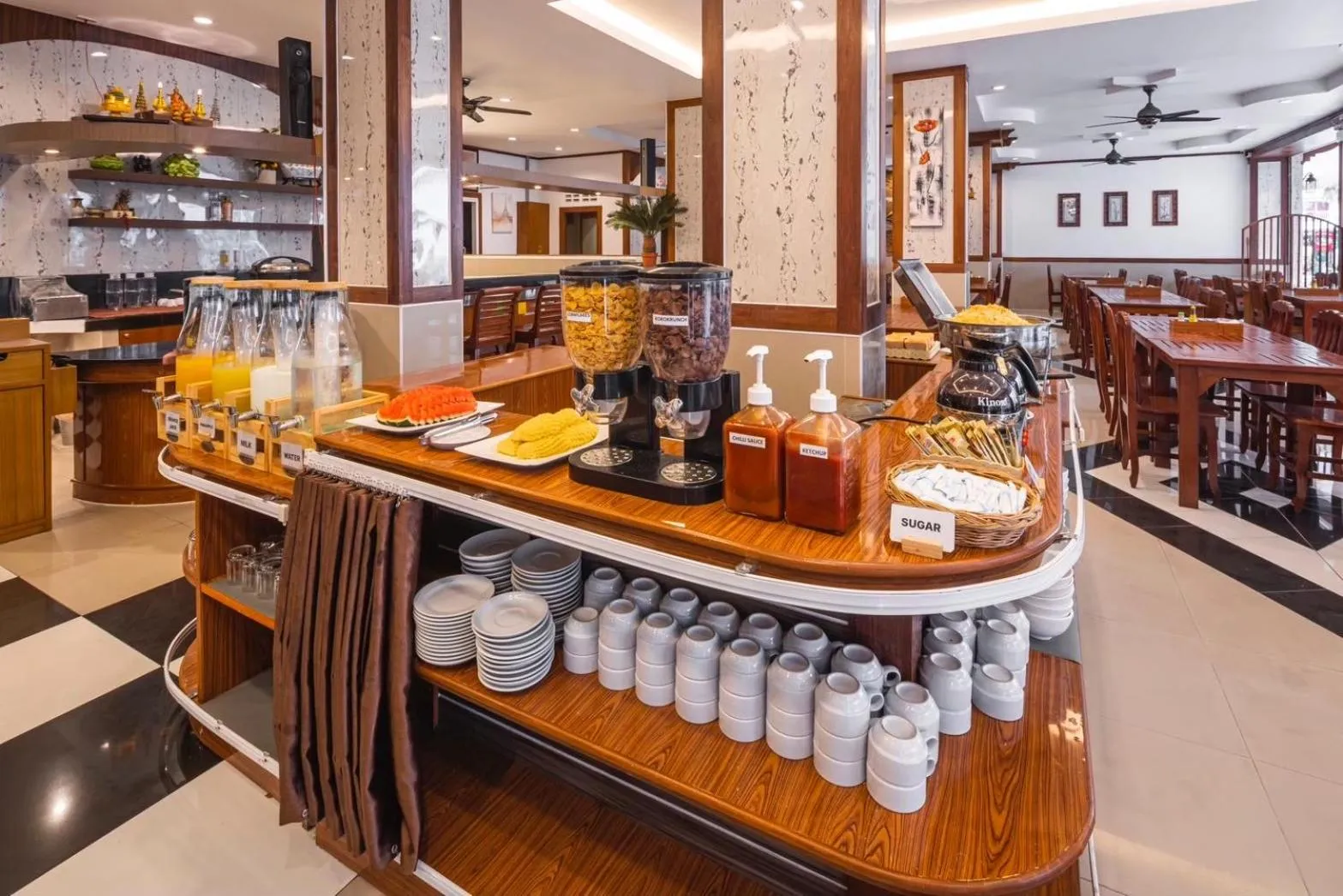 Breakfast in Sun Shine Patong