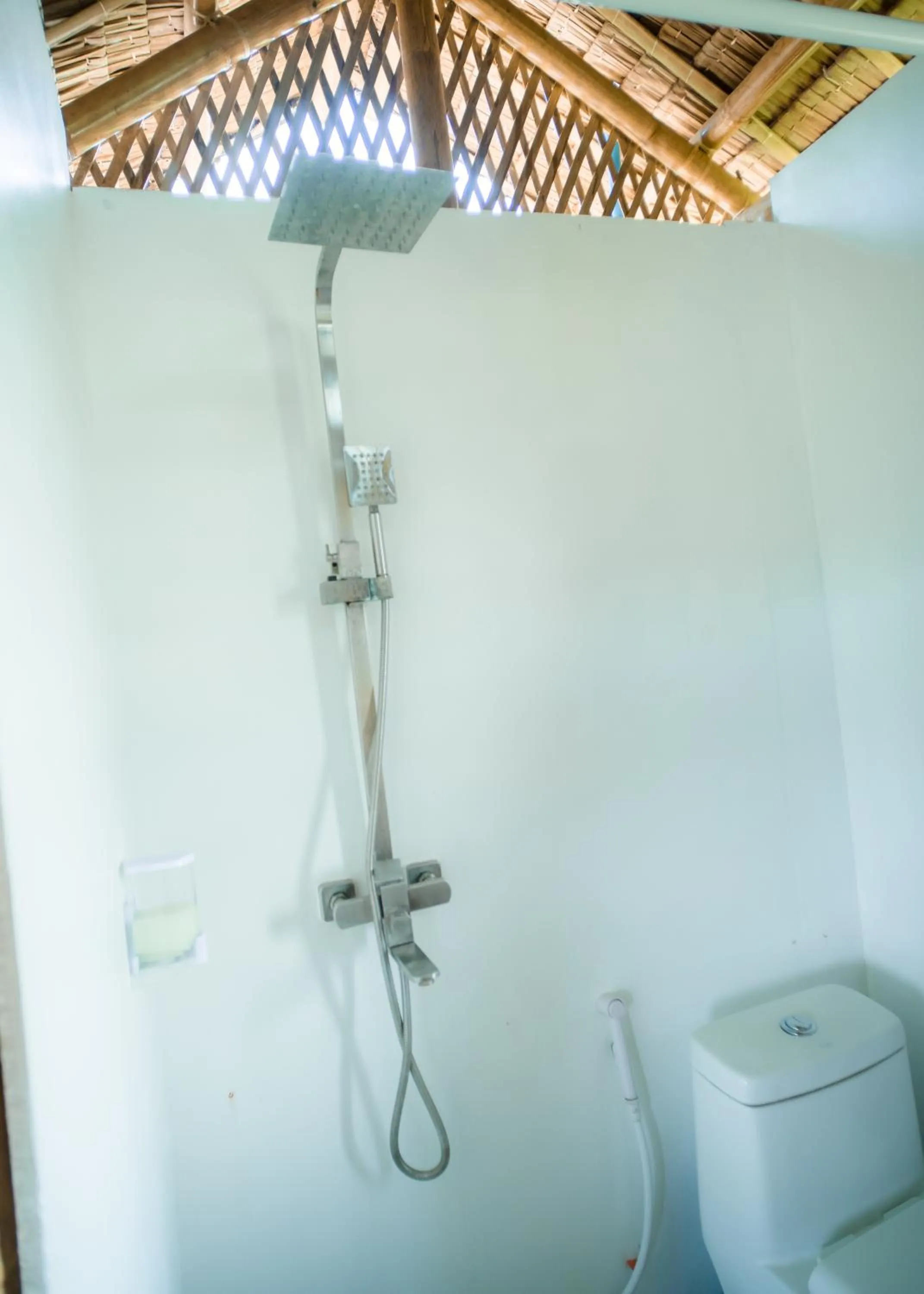 Shower in Ocean Green Eco Lodge