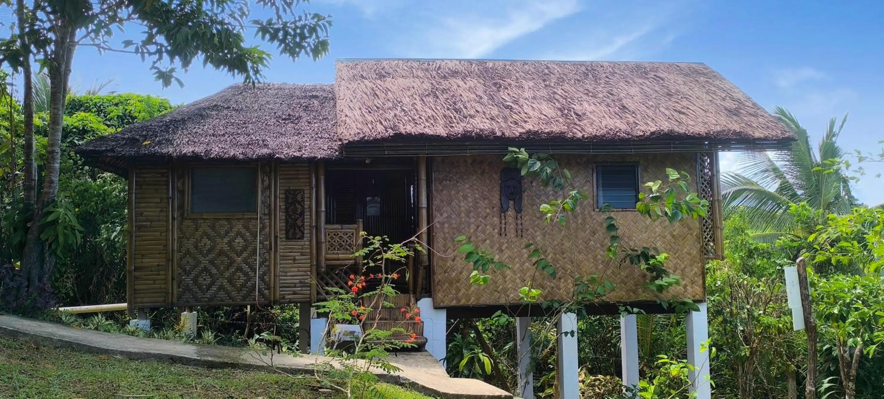 Property building in Ocean Green Eco Lodge