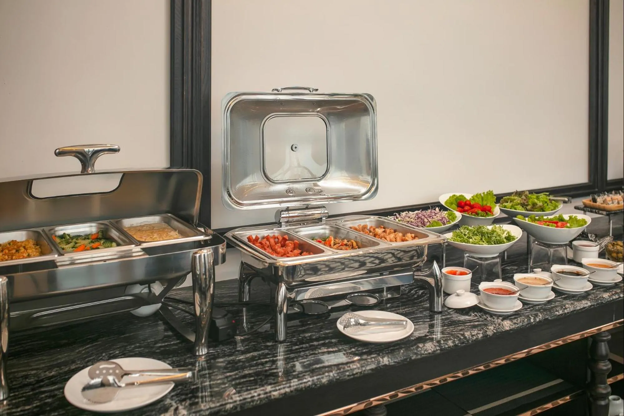 Breakfast in Media Central Hotel & Spa