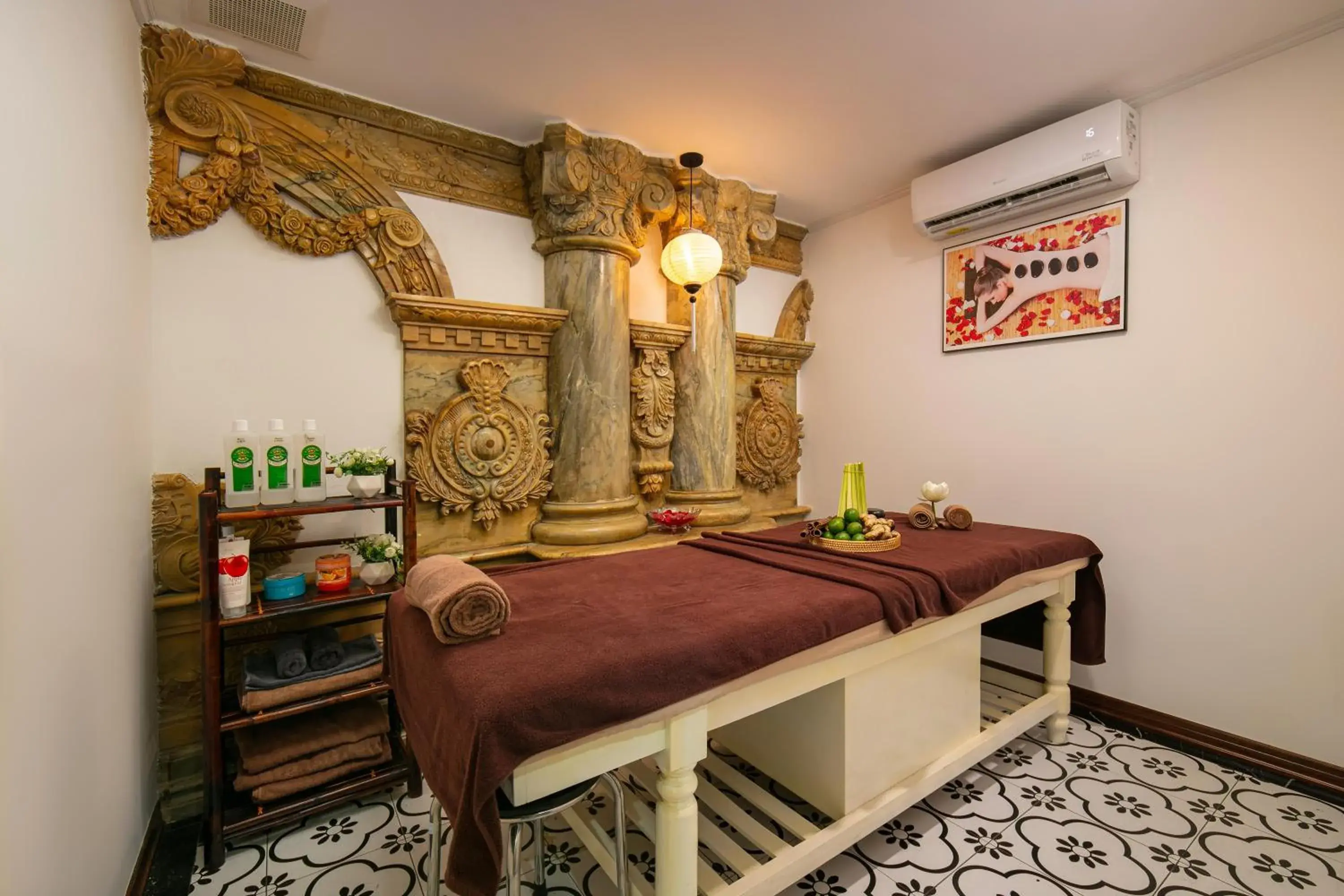 Spa and wellness centre/facilities in Media Central Hotel & Spa Spa and wellness centre/facilities in Media Central Hotel & Spa