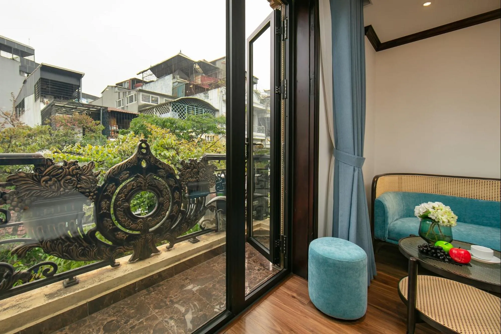 Balcony/Terrace in Media Central Hotel & Spa