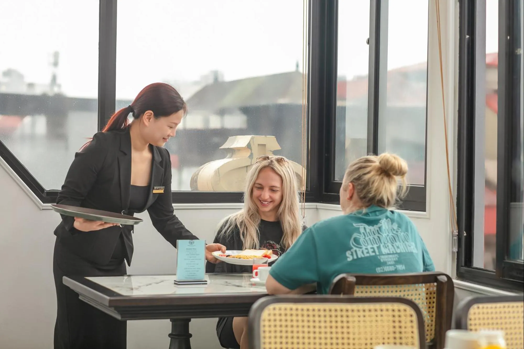 Breakfast in Media Central Hotel & Spa