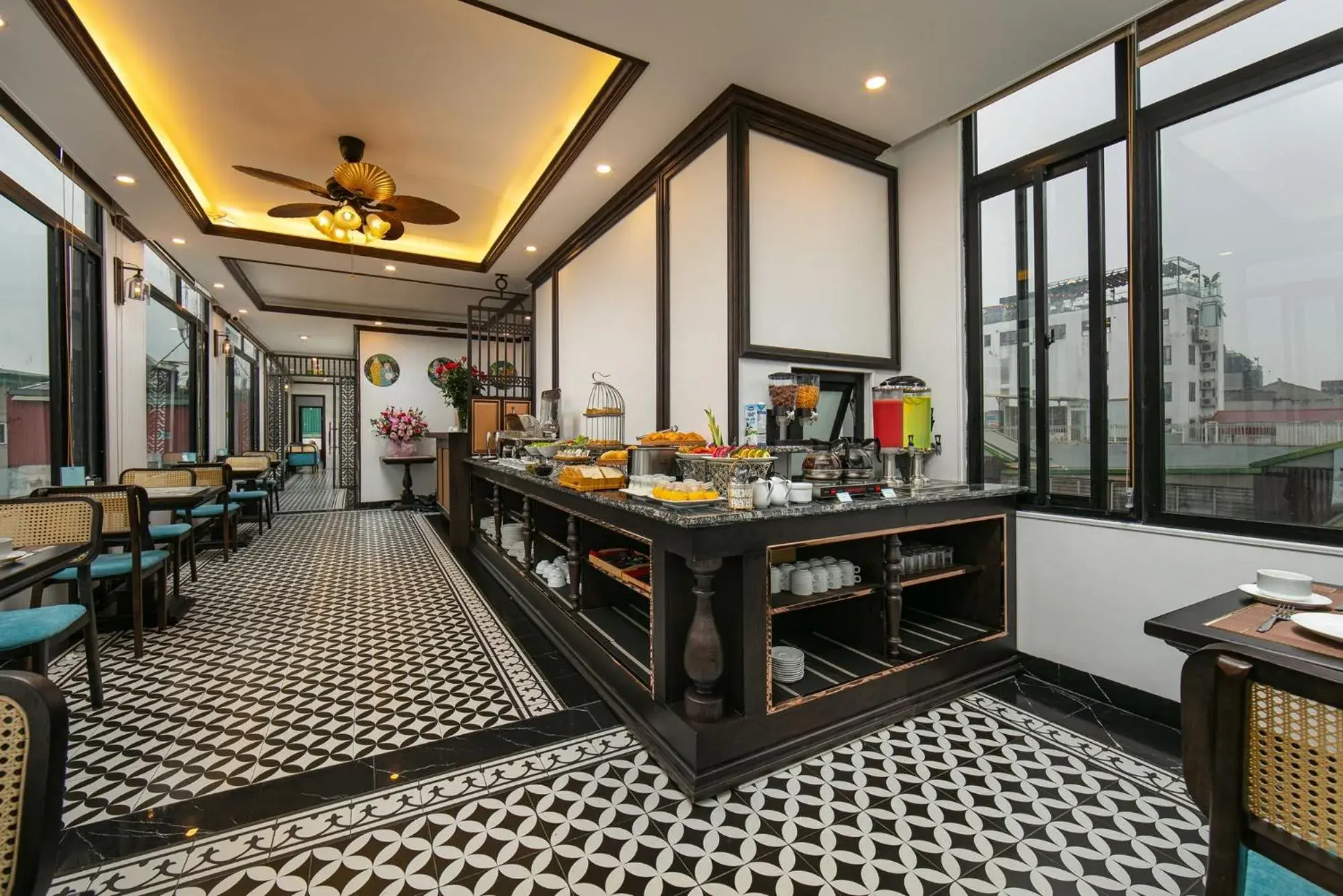 Restaurant/places to eat in Media Central Hotel & Spa Restaurant/places to eat in Media Central Hotel & Spa