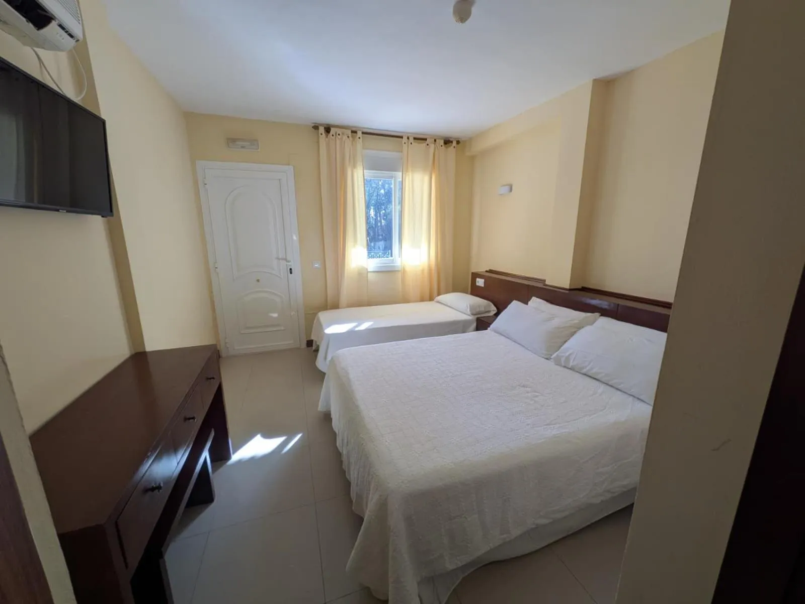 Bed in Sun Galicia Hotel y Apartamentos