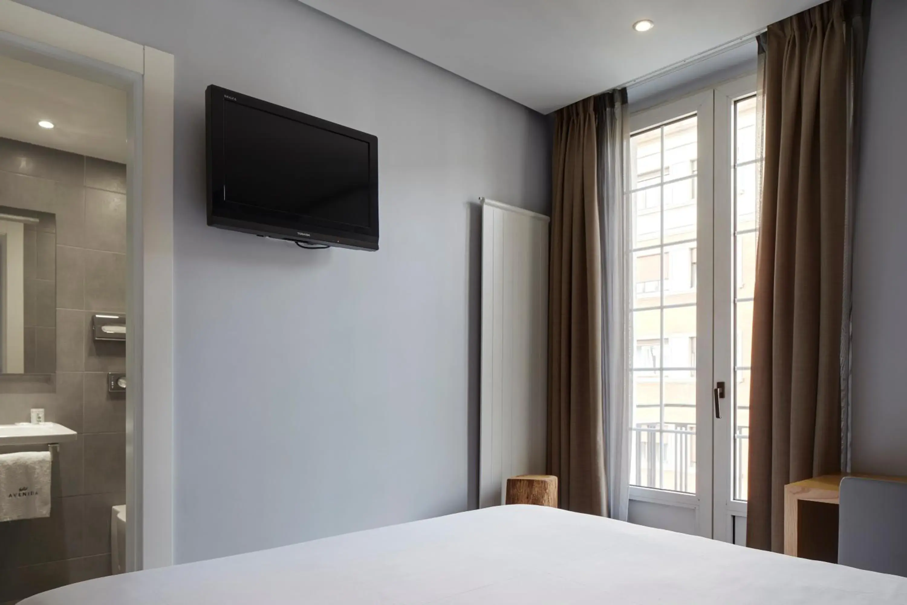 Bed in Hotel Avenida Bed in Hotel Avenida