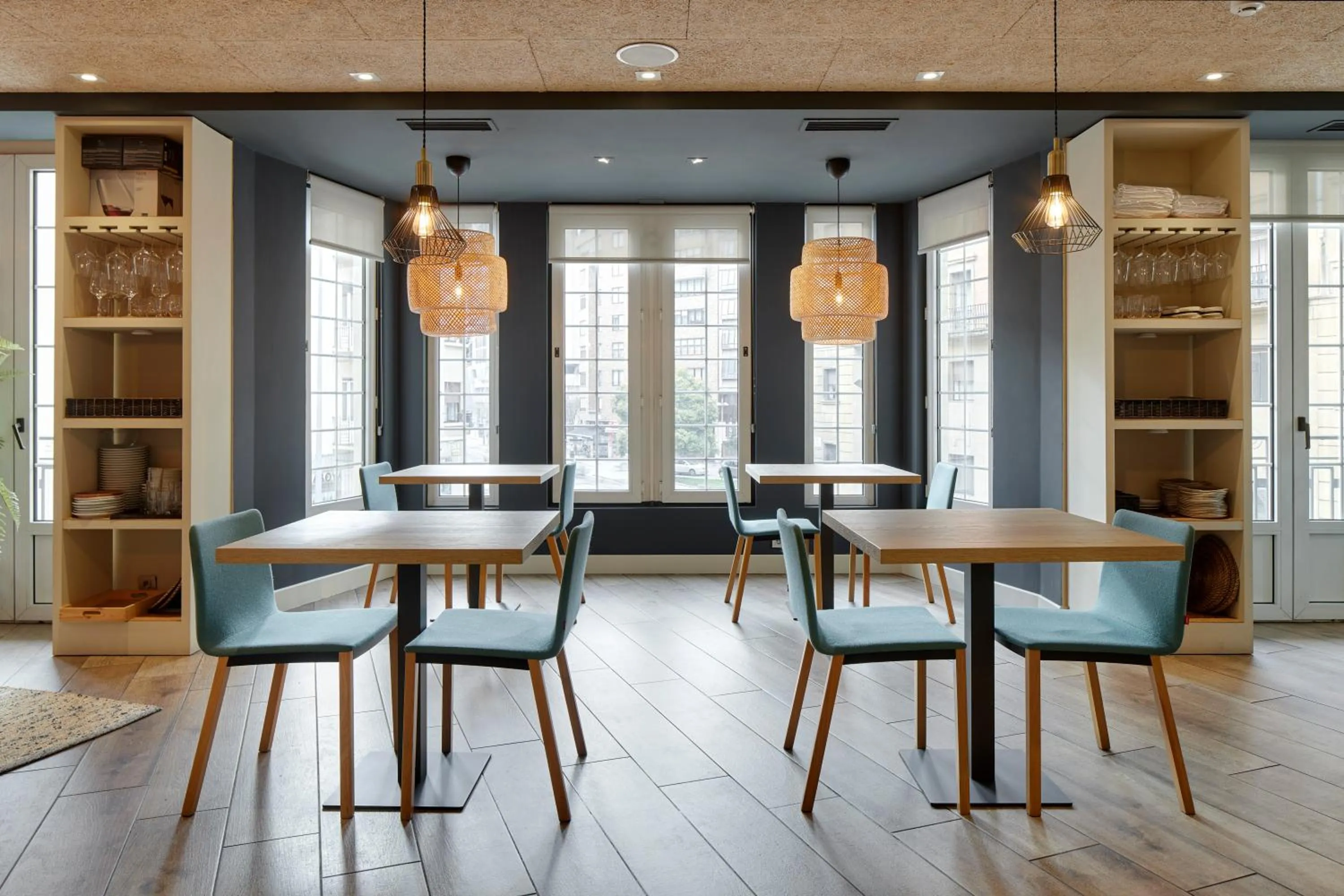 Restaurant/places to eat in Hotel Avenida