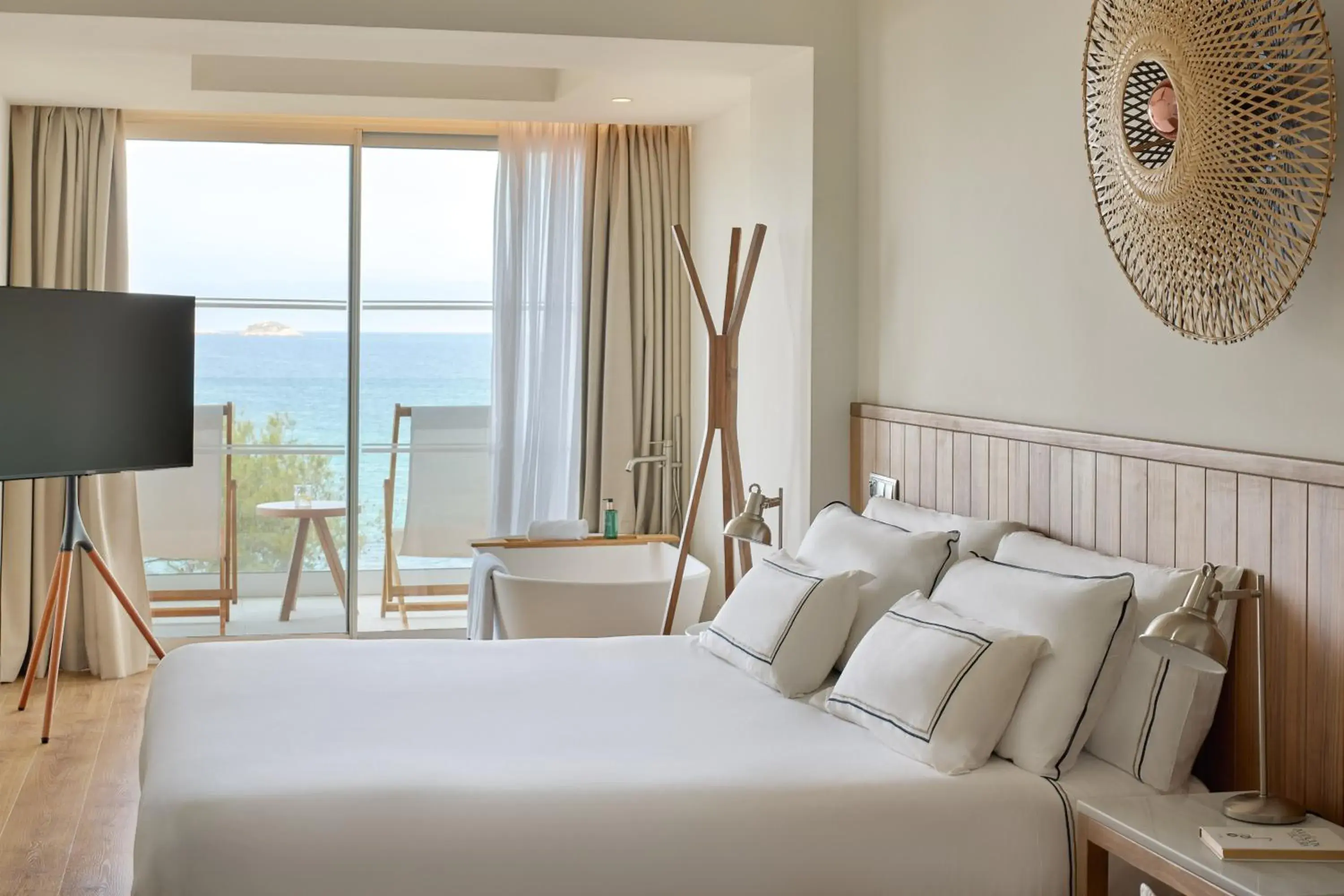 Bed in Melia Ibiza - Adults Only Bed in Melia Ibiza - Adults Only