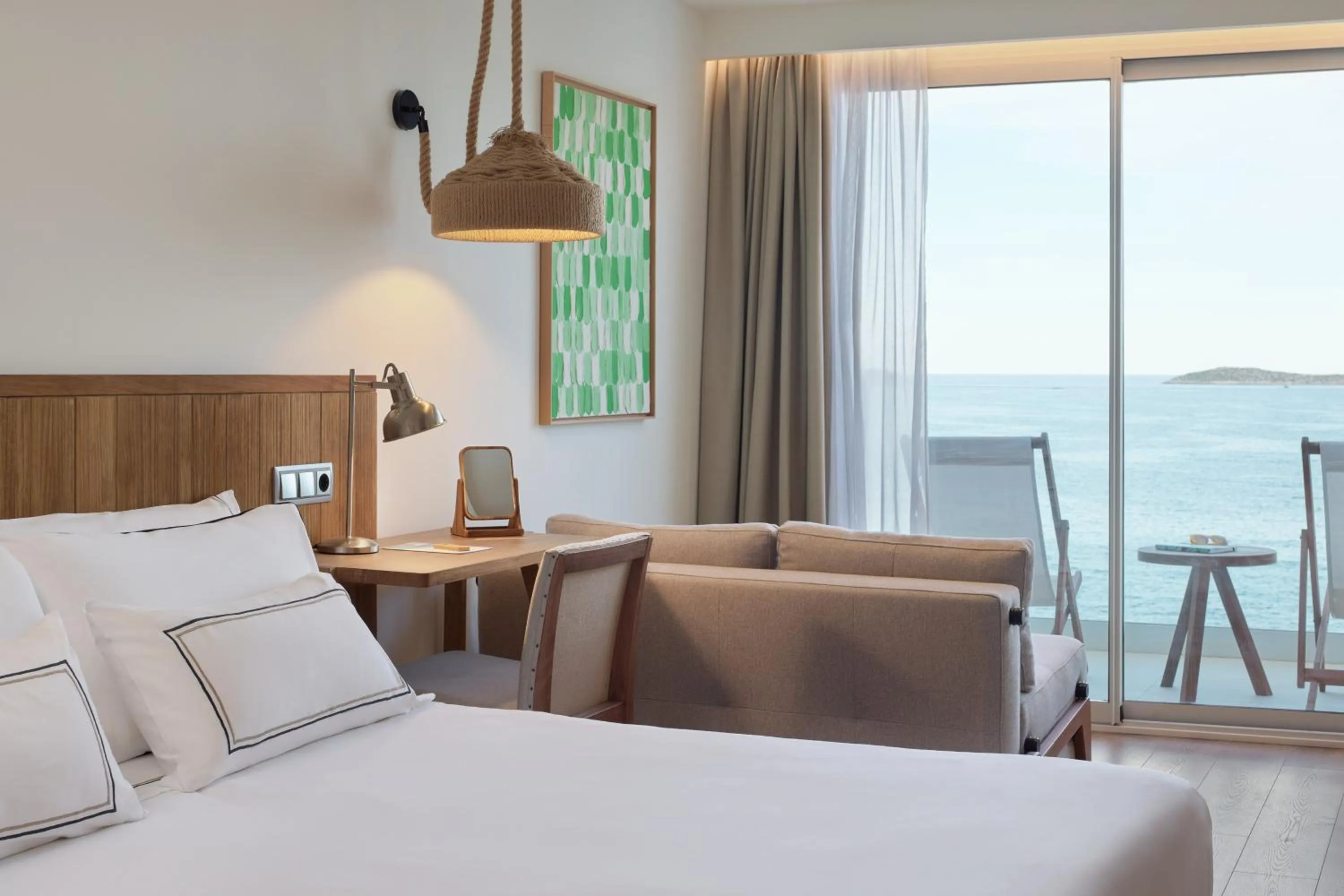 Bed in Melia Ibiza - Adults Only