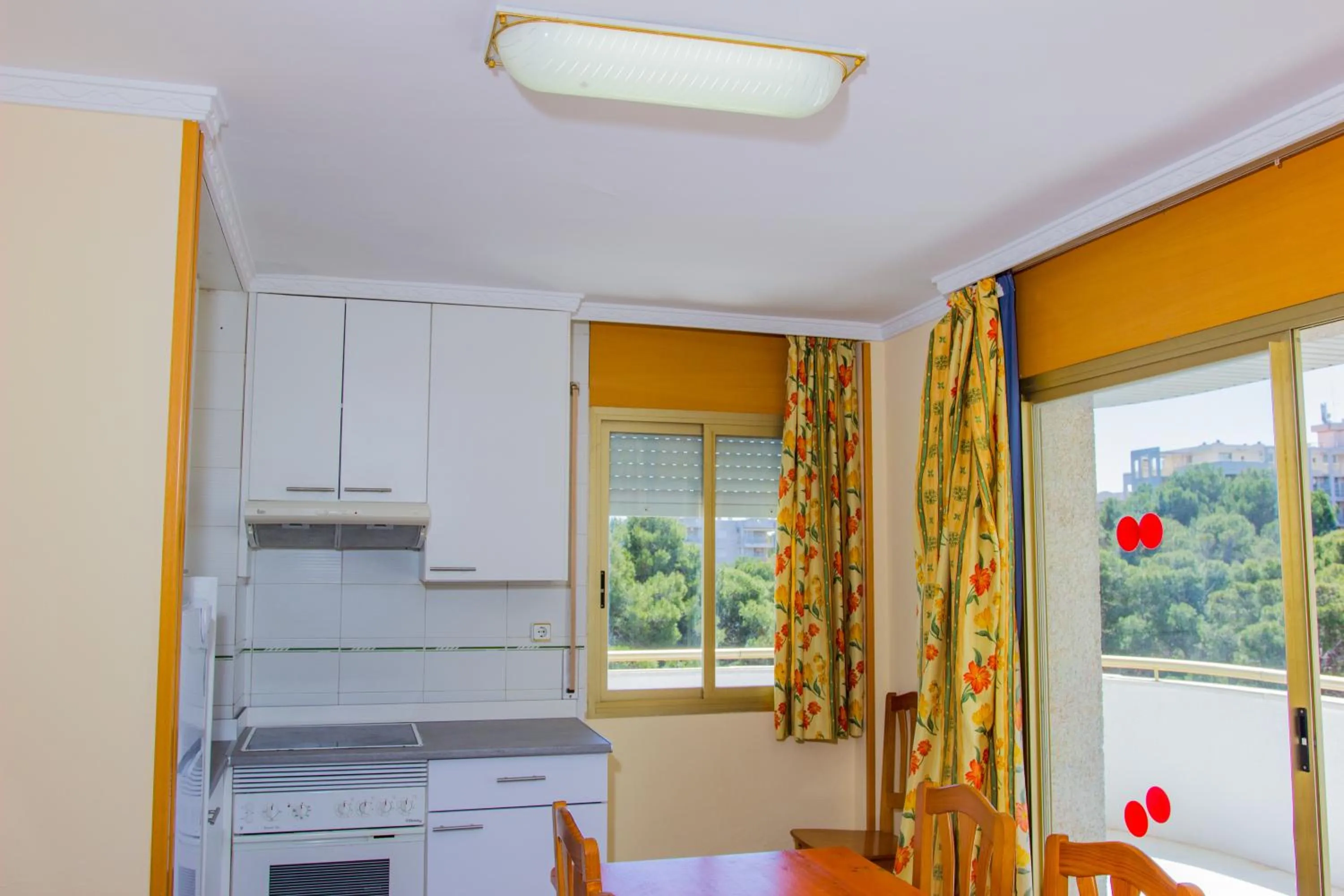 Kitchen or kitchenette in Rentalmar Arquus Park