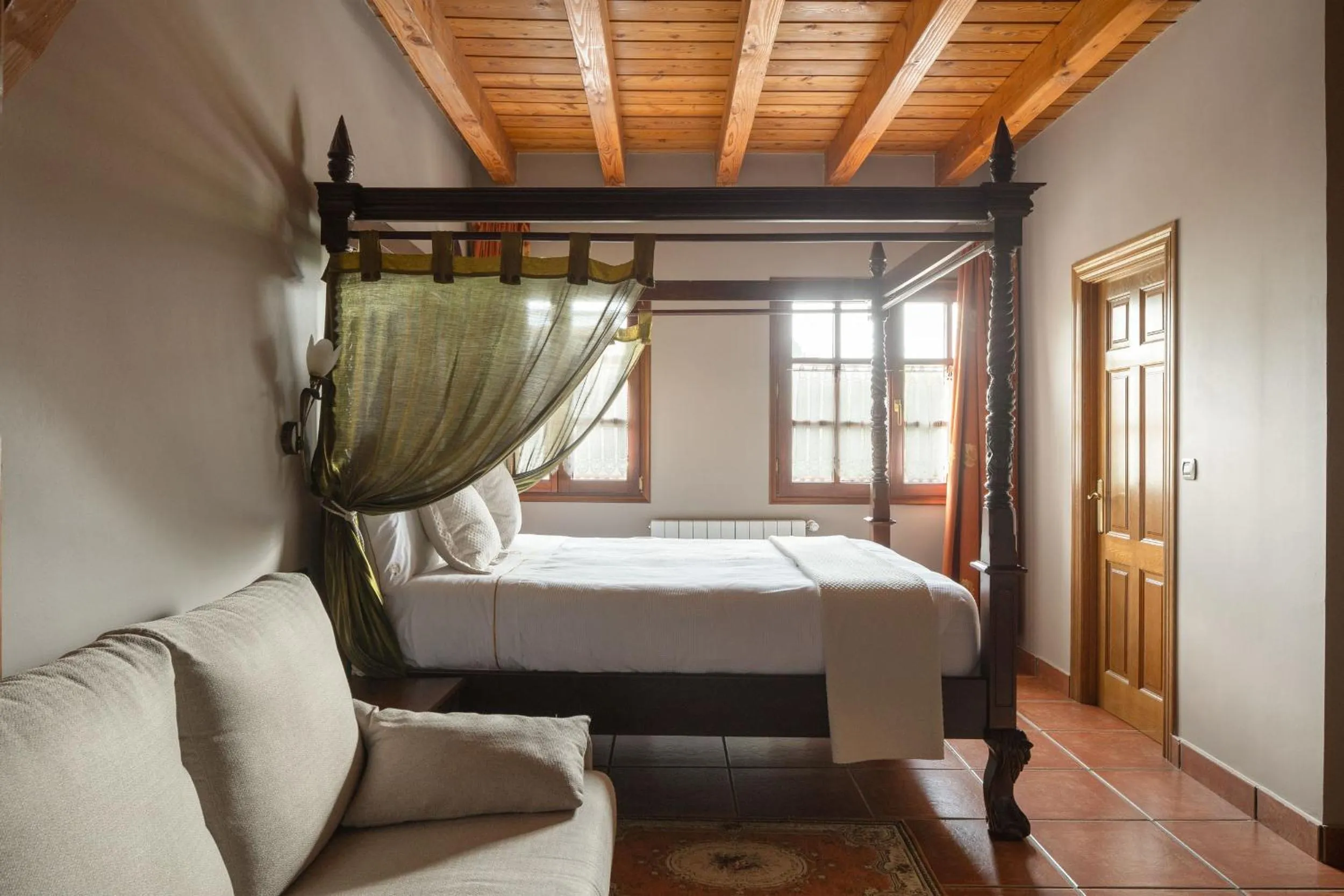 Bed in Hotel & Spa Etxegana