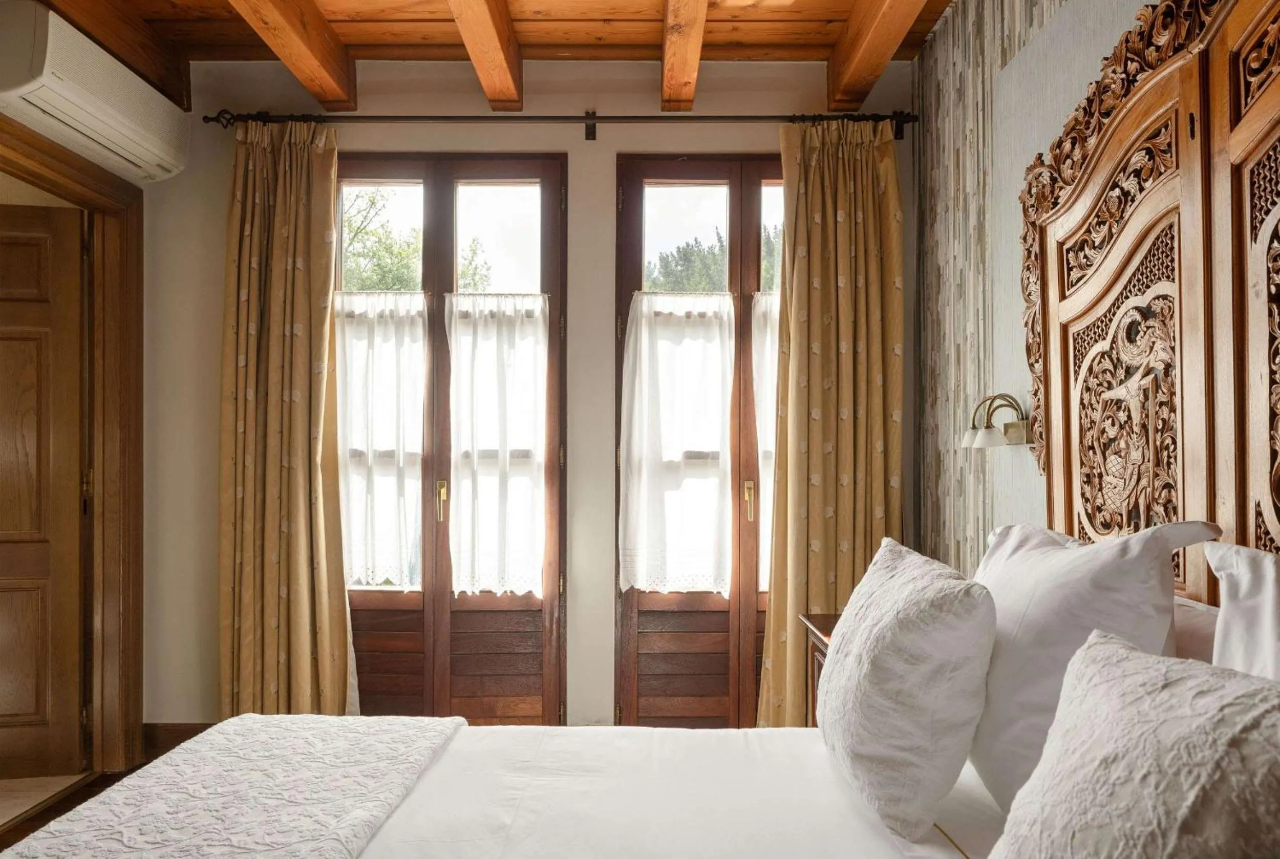 Bed in Hotel & Spa Etxegana