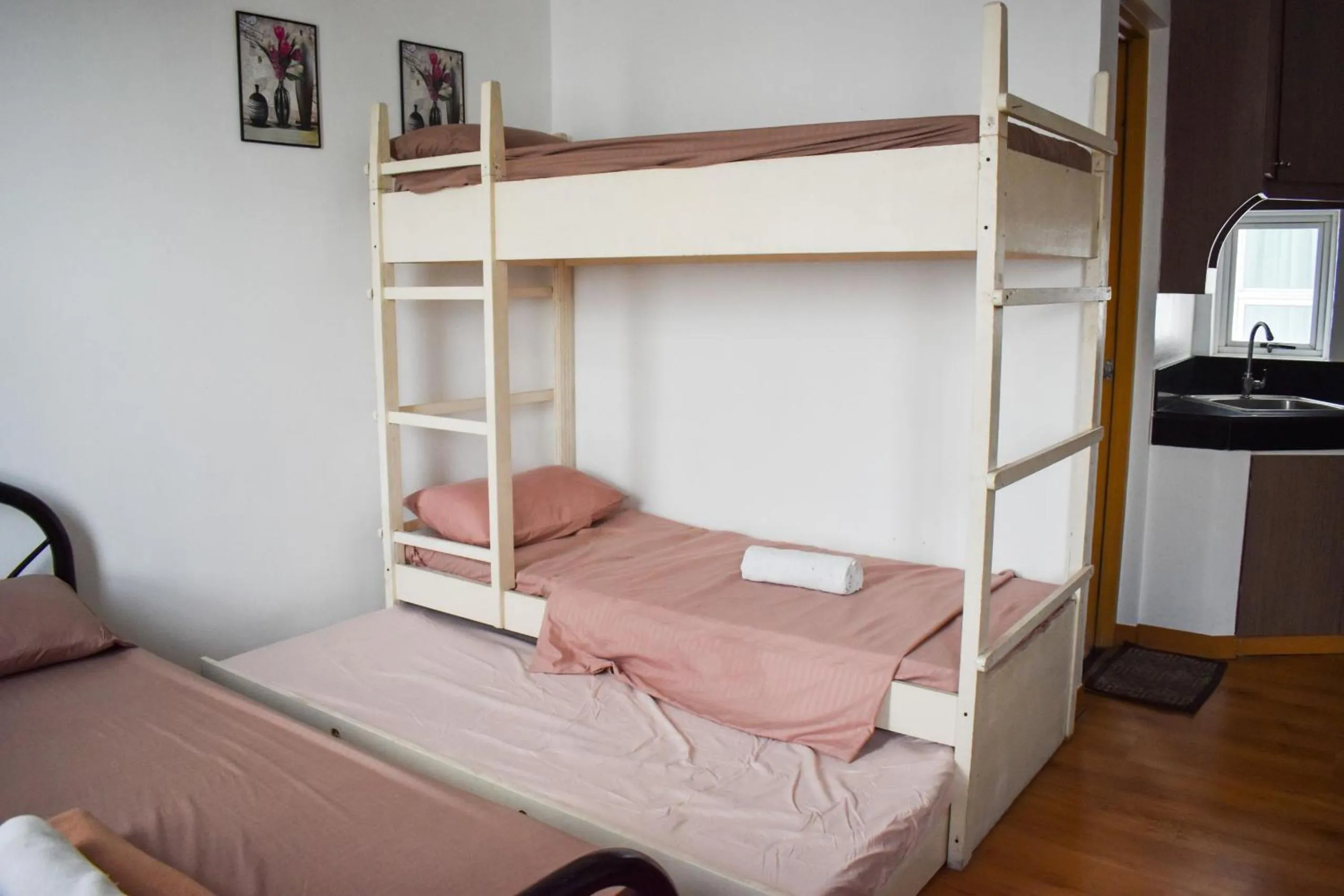 Bedroom, Bed in The Boni Tower by RSPL Manila City Center