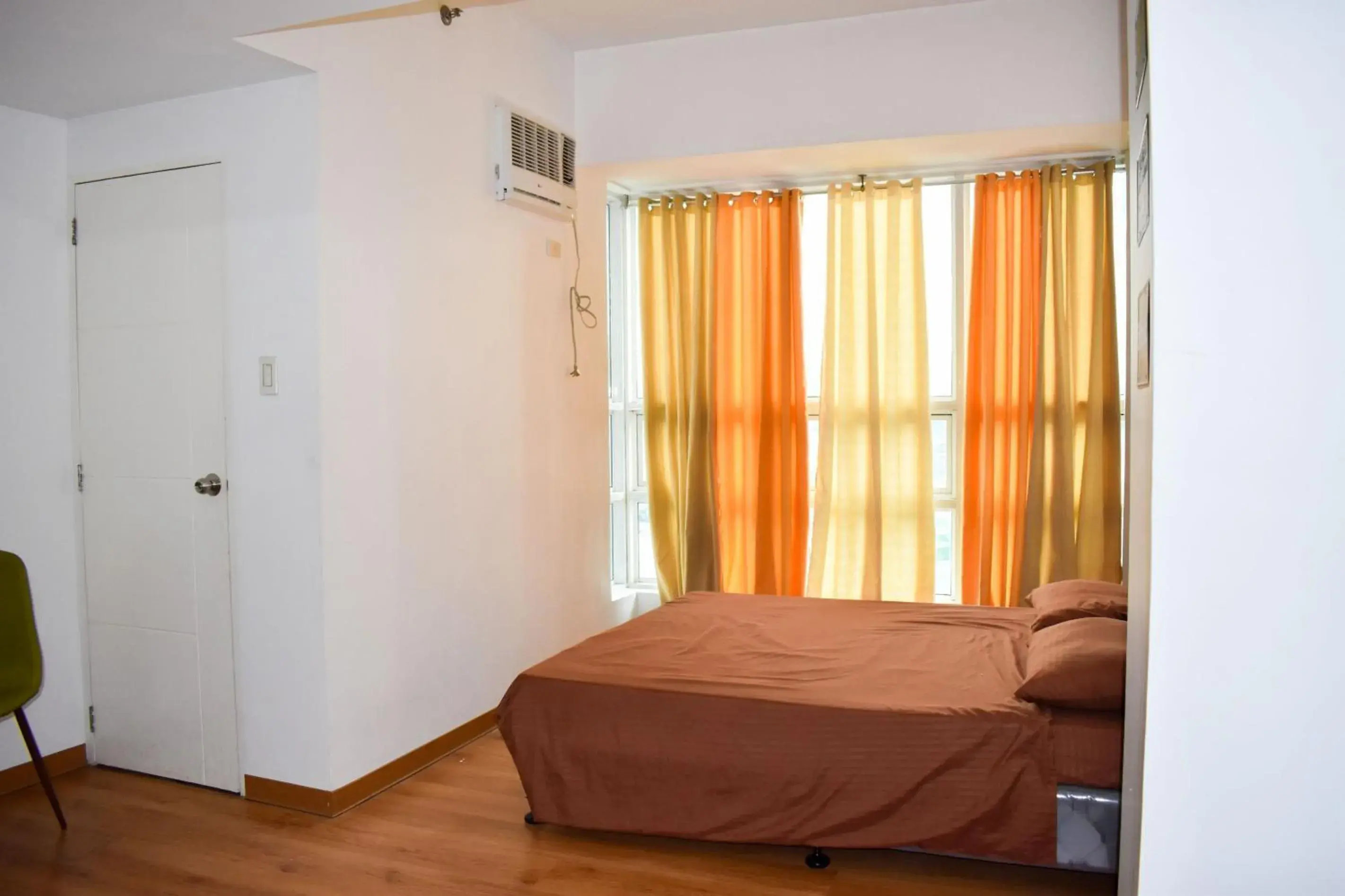 Photo of the whole room, Bed in The Boni Tower by RSPL Manila City Center Photo of the whole room, Bed in The Boni Tower by RSPL Manila City Center