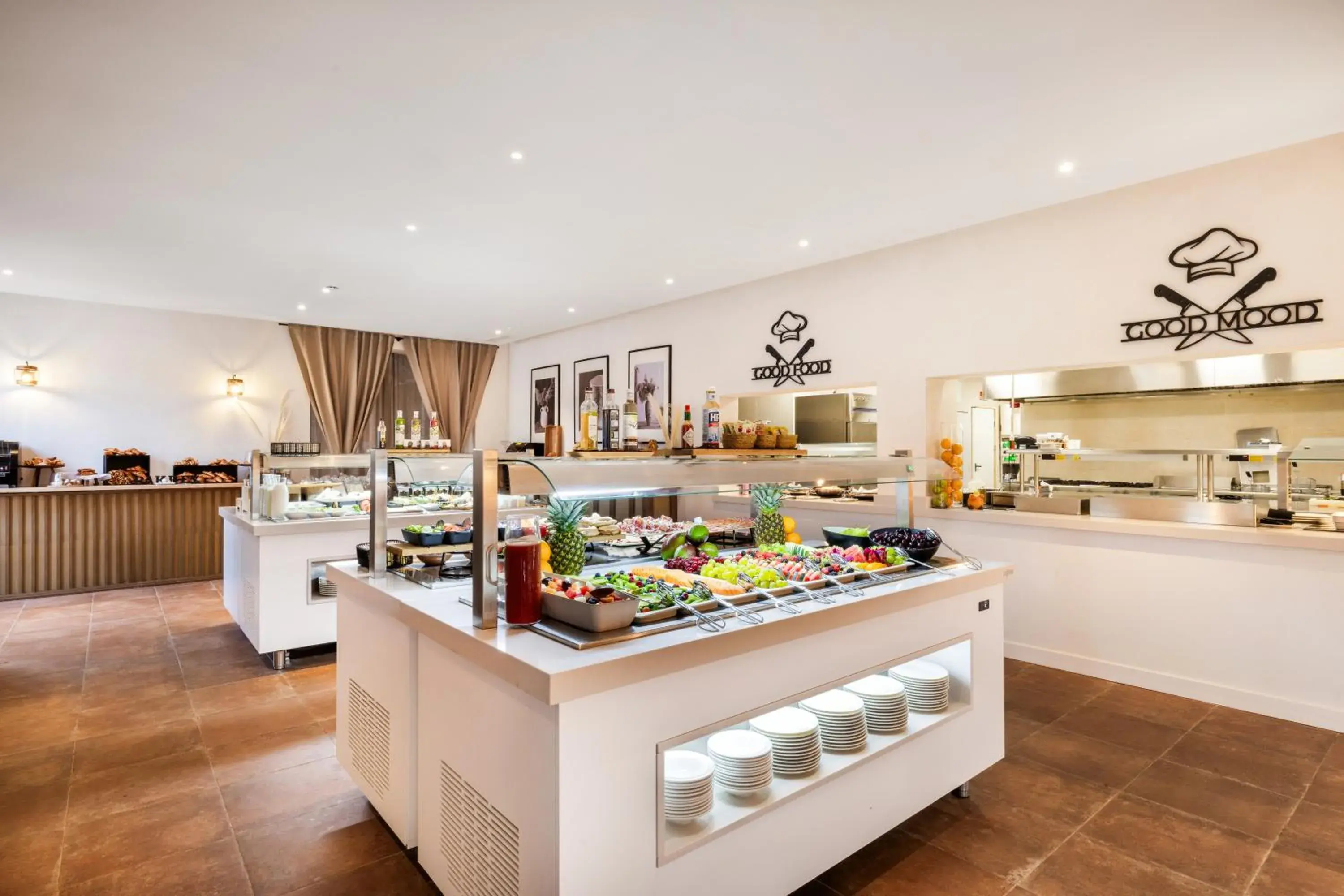 Restaurant/places to eat in Hotel Inmood San Roque Restaurant/places to eat in Hotel Inmood San Roque