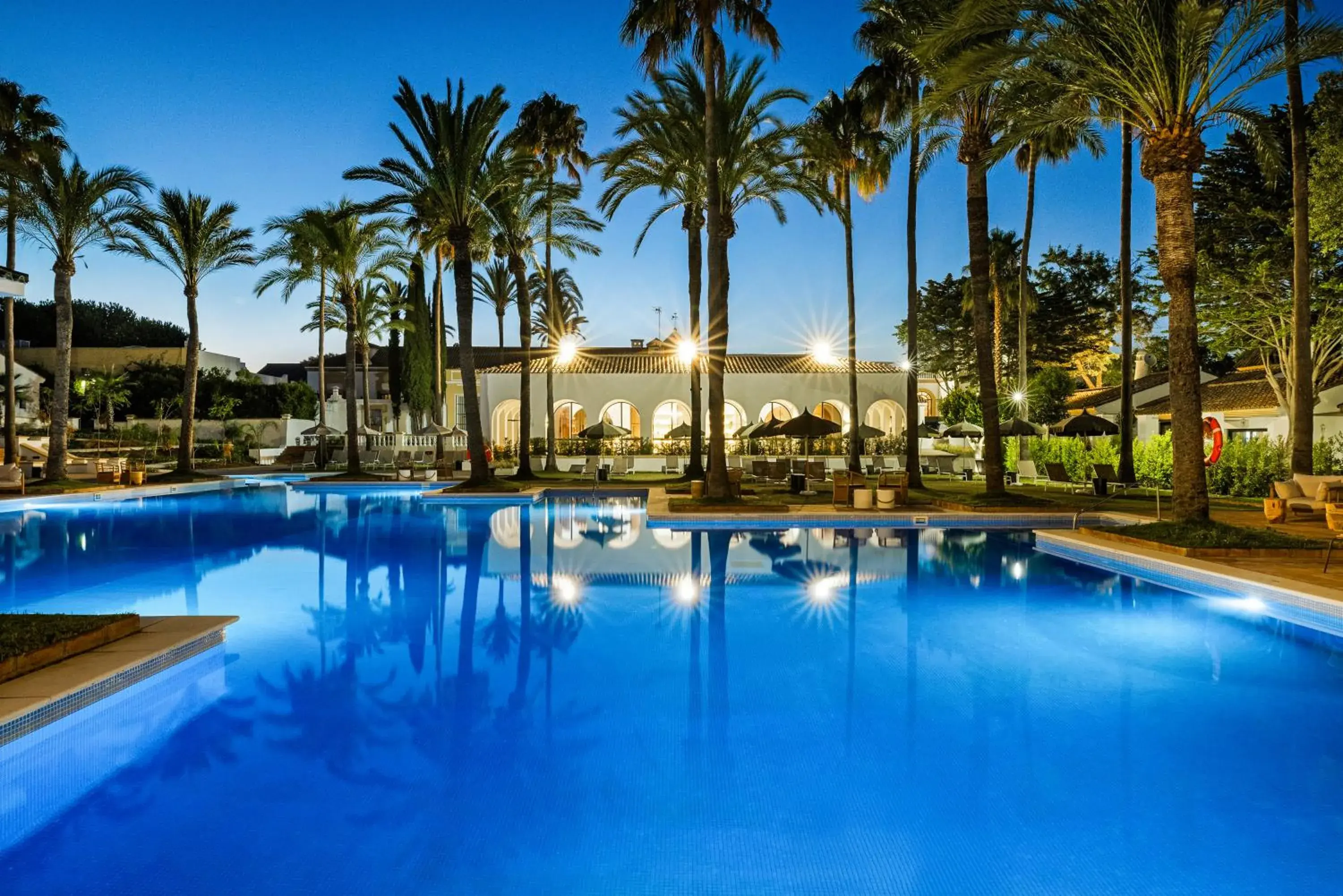 Swimming pool in Hotel Inmood San Roque Swimming pool in Hotel Inmood San Roque