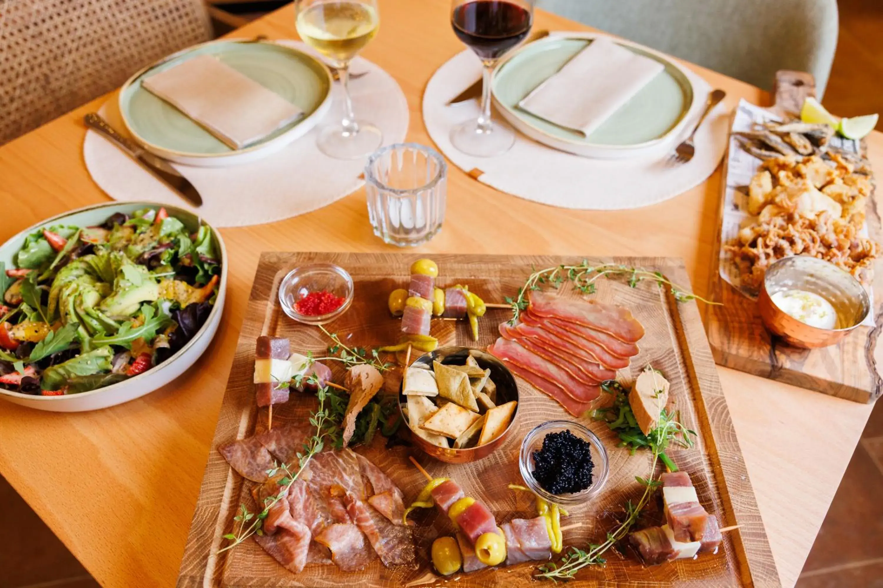 Food and drinks in Hotel Inmood San Roque Food and drinks in Hotel Inmood San Roque