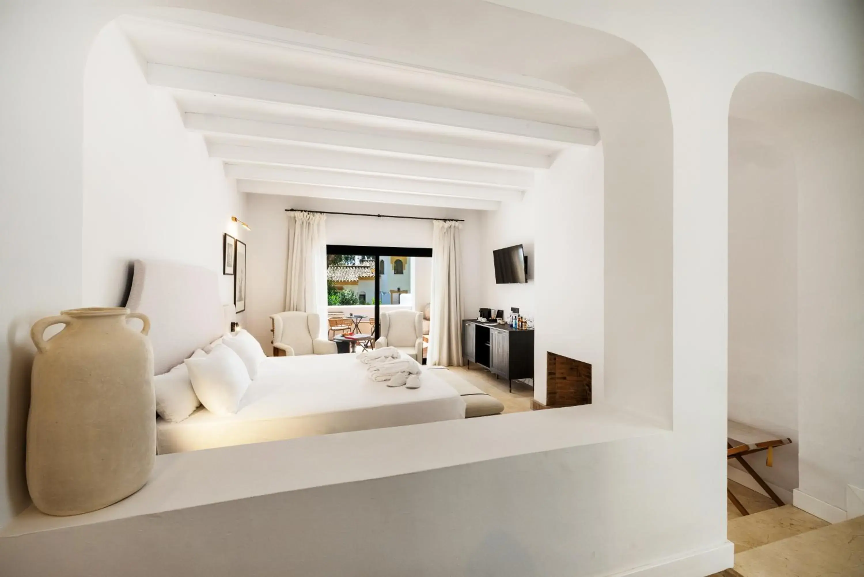 Deluxe Grand Terrace in Hotel Inmood San Roque Deluxe Grand Terrace in Hotel Inmood San Roque