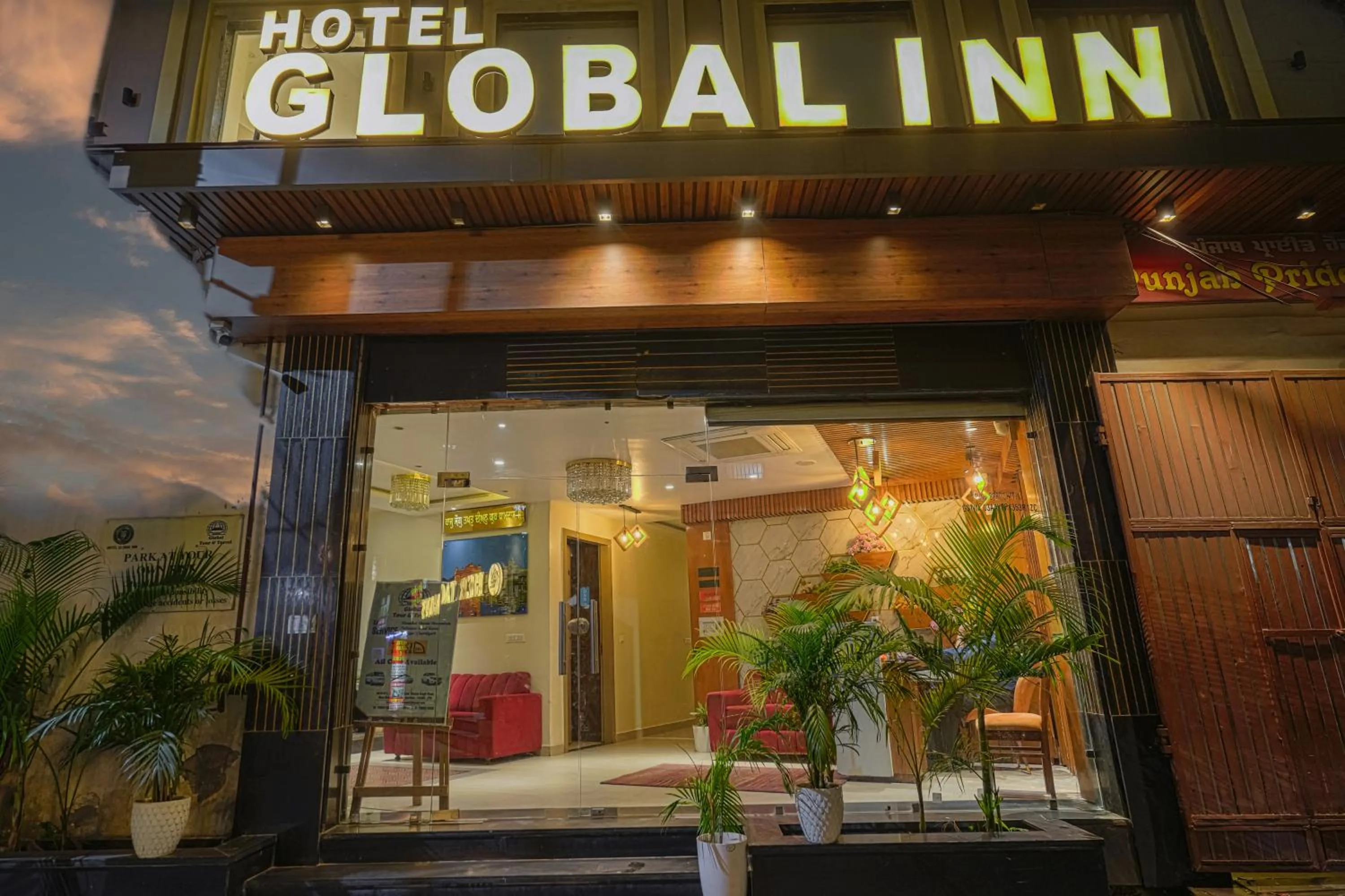 Property building in Hotel Global Inn