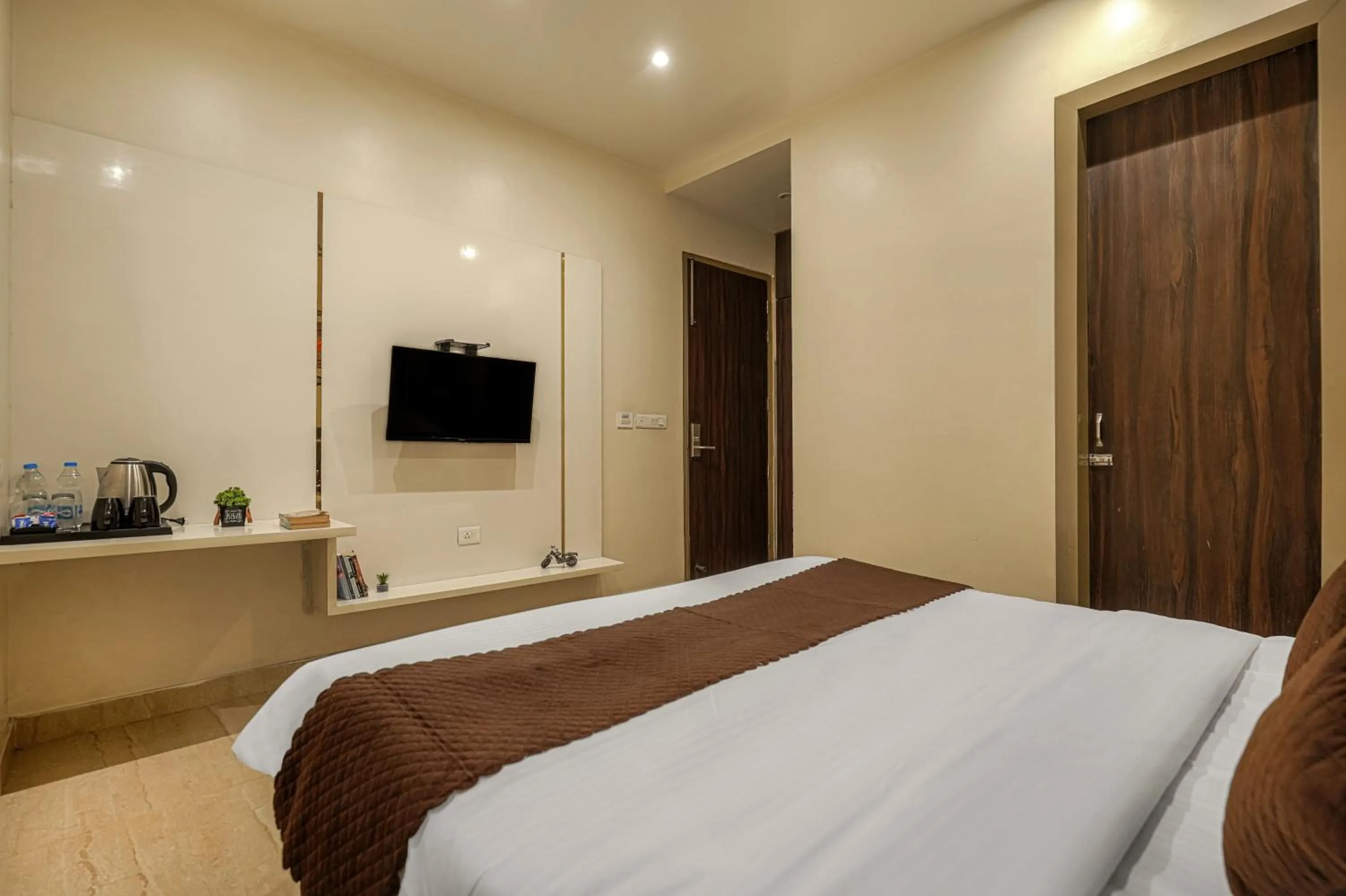 TV and multimedia, Bed in Hotel Global Inn