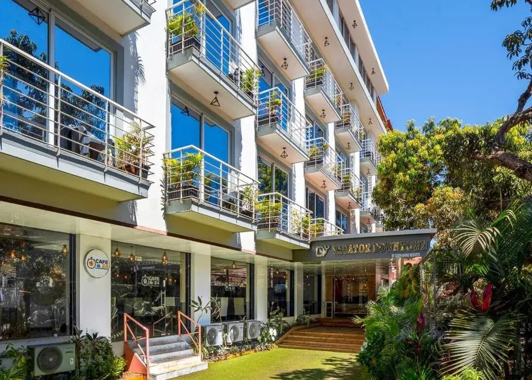 Property building in Vagator Downtown By VDP Property building in Vagator Downtown By VDP