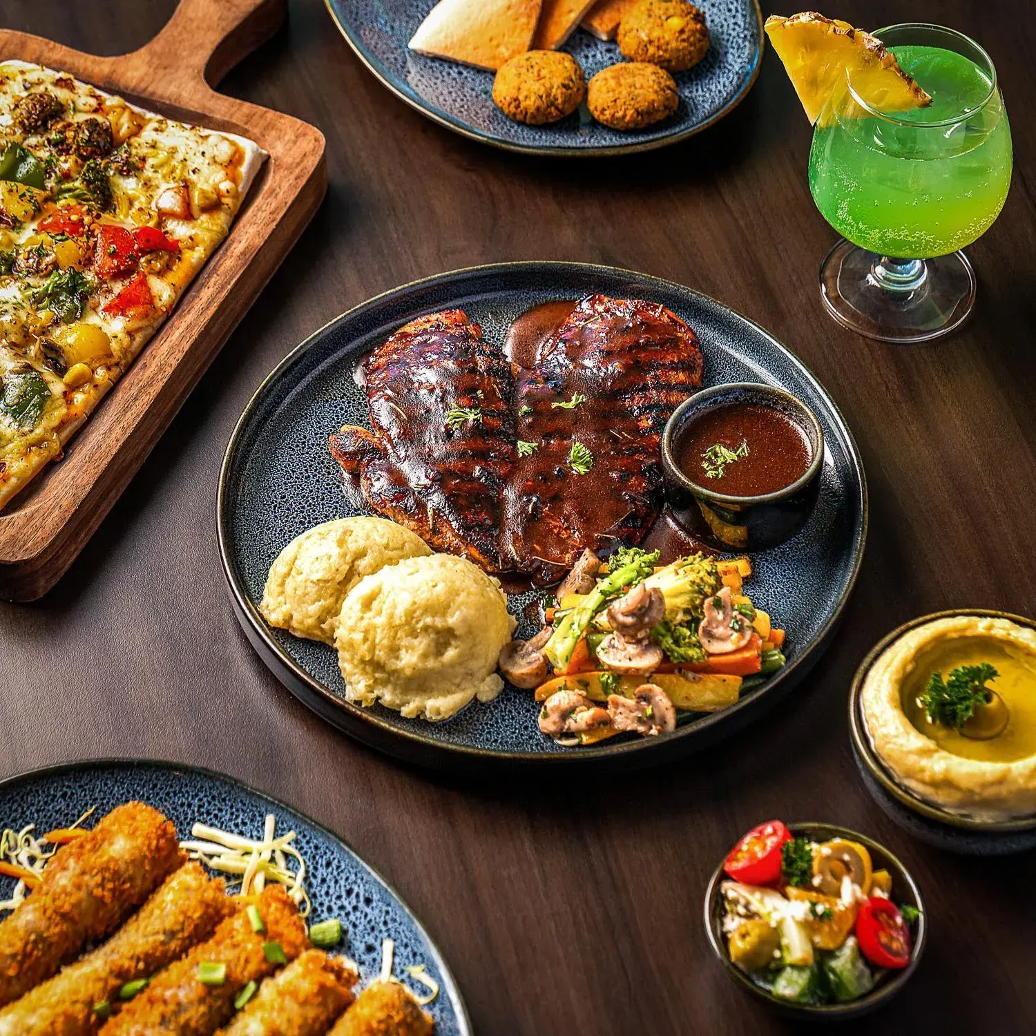 Restaurant/places to eat in Vagator Downtown By VDP Restaurant/places to eat in Vagator Downtown By VDP