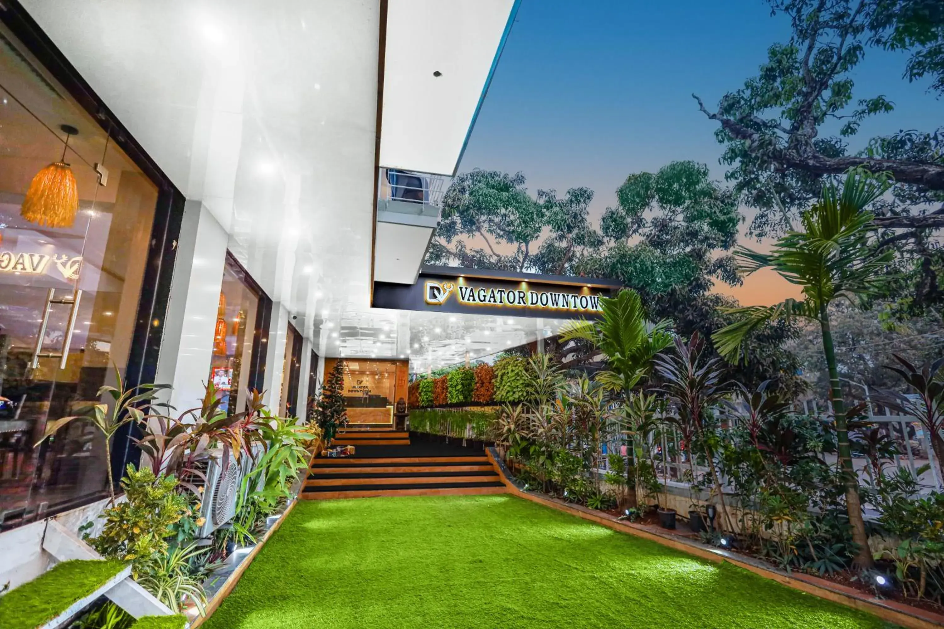 Facade/entrance in Vagator Downtown By VDP Facade/entrance in Vagator Downtown By VDP