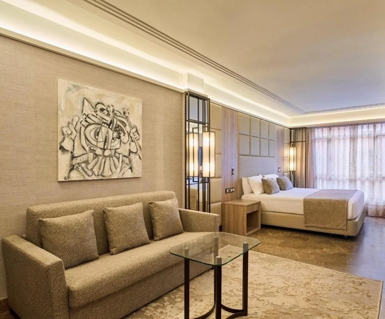 Photo of the whole room, Bed in VP Madroño