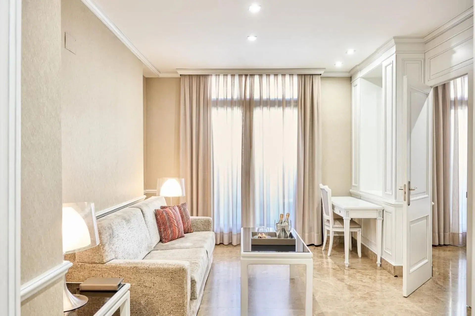 Living room in VP Jardín de Recoletos Living room in VP Jardín de Recoletos