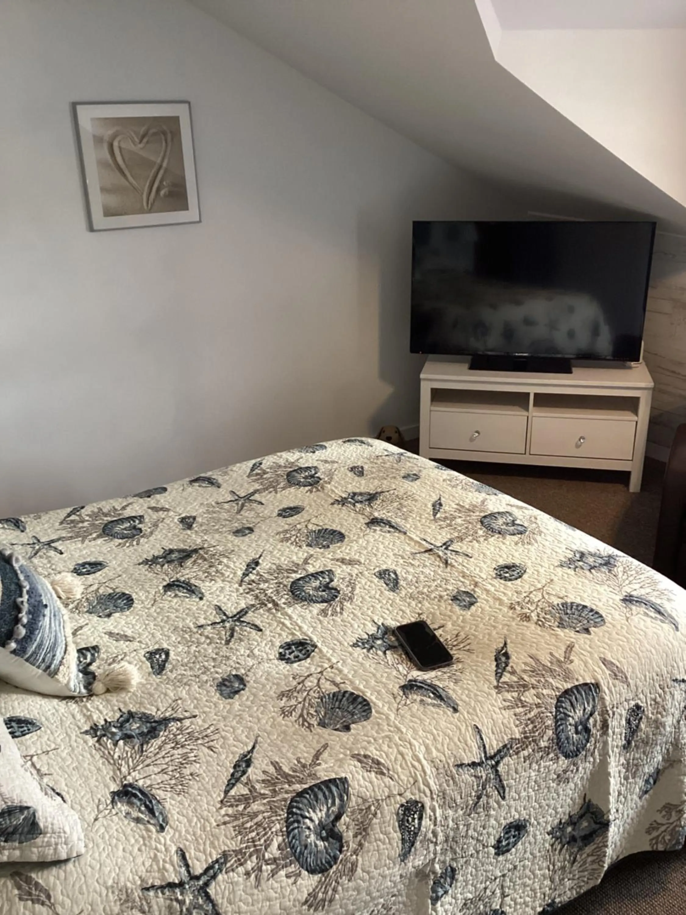 Bed in By the Seaside