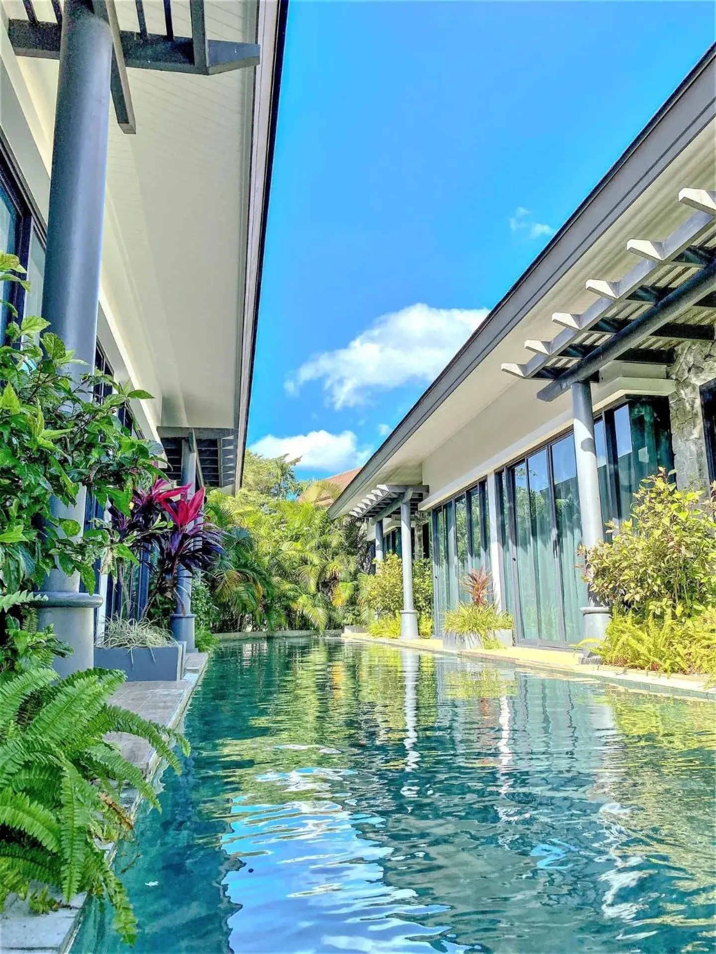 Property building in Tajh Pool Villas Property building in Tajh Pool Villas