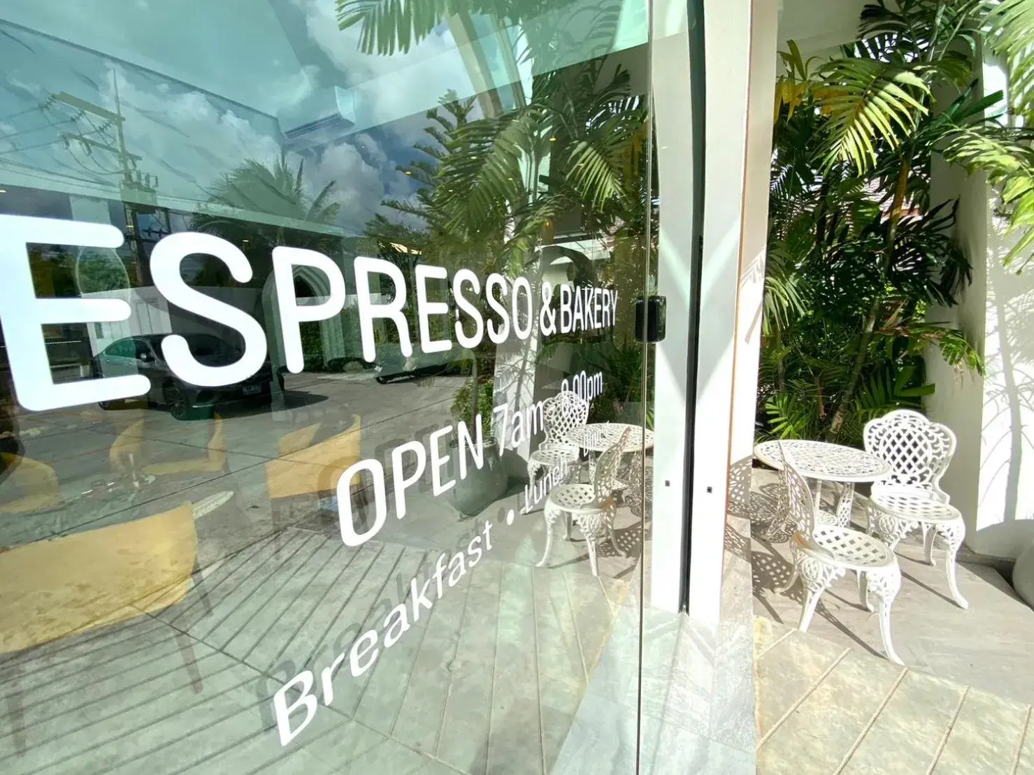 Restaurant/places to eat in Tajh Pool Villas Restaurant/places to eat in Tajh Pool Villas