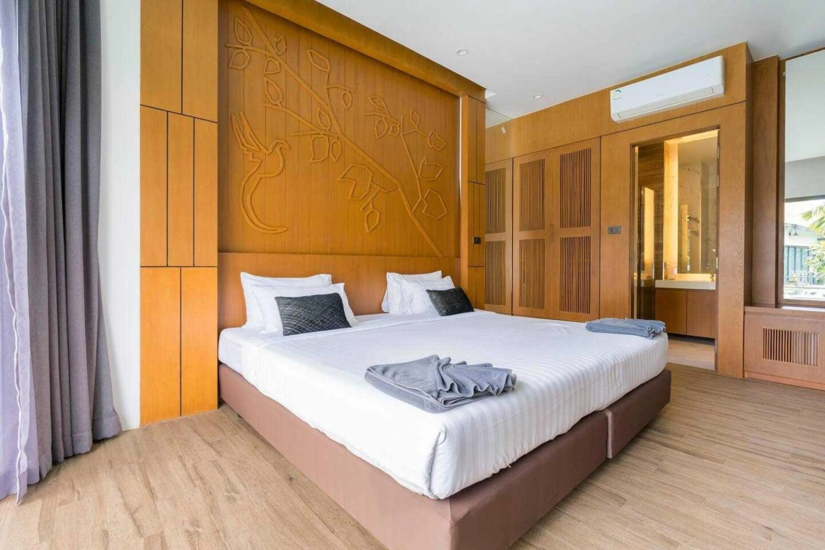 Bed in Tajh Pool Villas