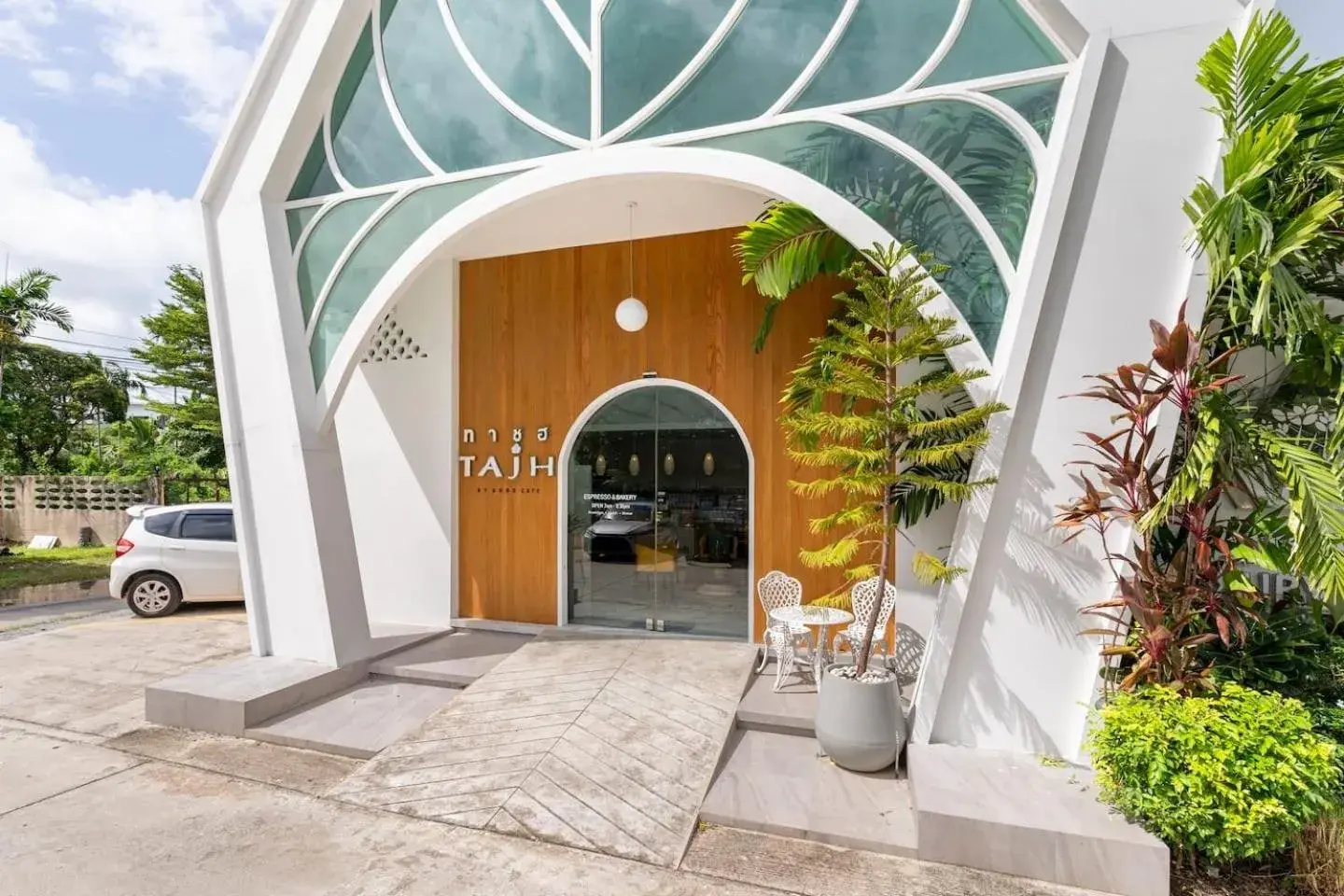 Facade/entrance in Tajh Pool Villas Facade/entrance in Tajh Pool Villas