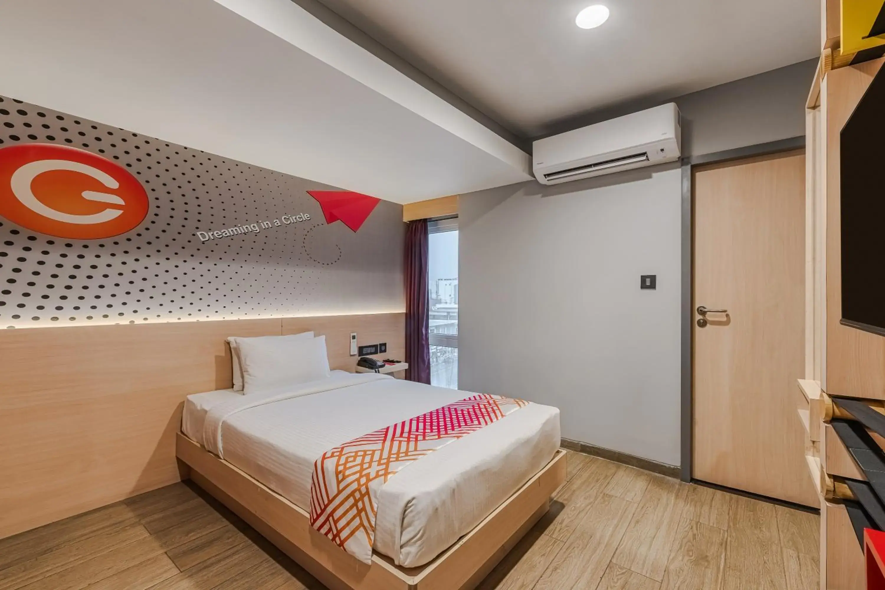 Luxe Solo Room in Ginger Bharuch Luxe Solo Room in Ginger Bharuch