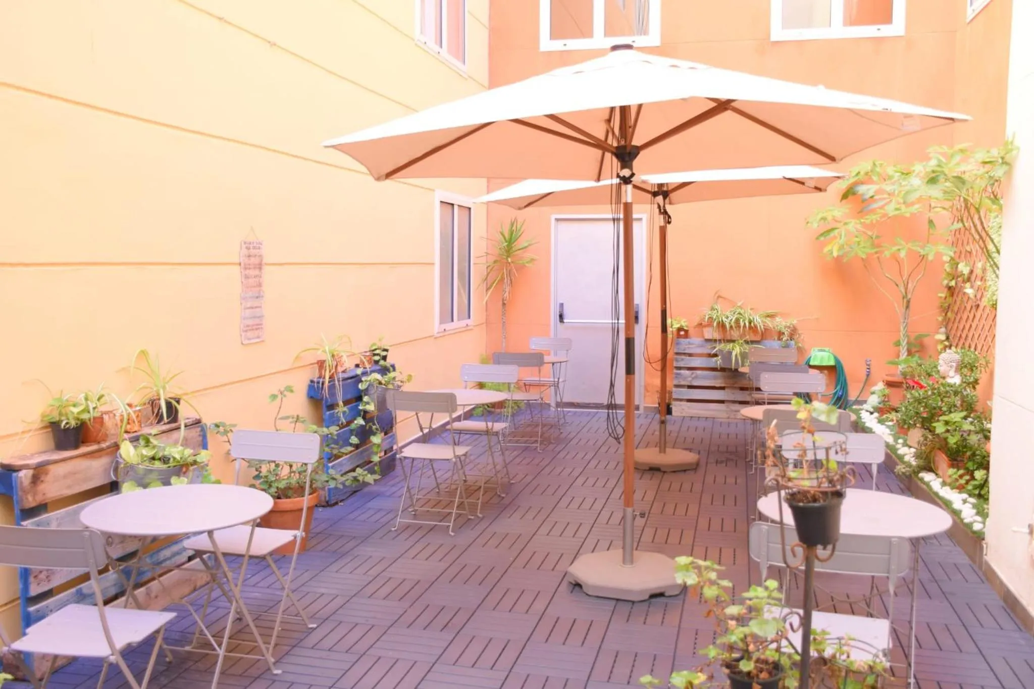 Patio in Hotel Salymar