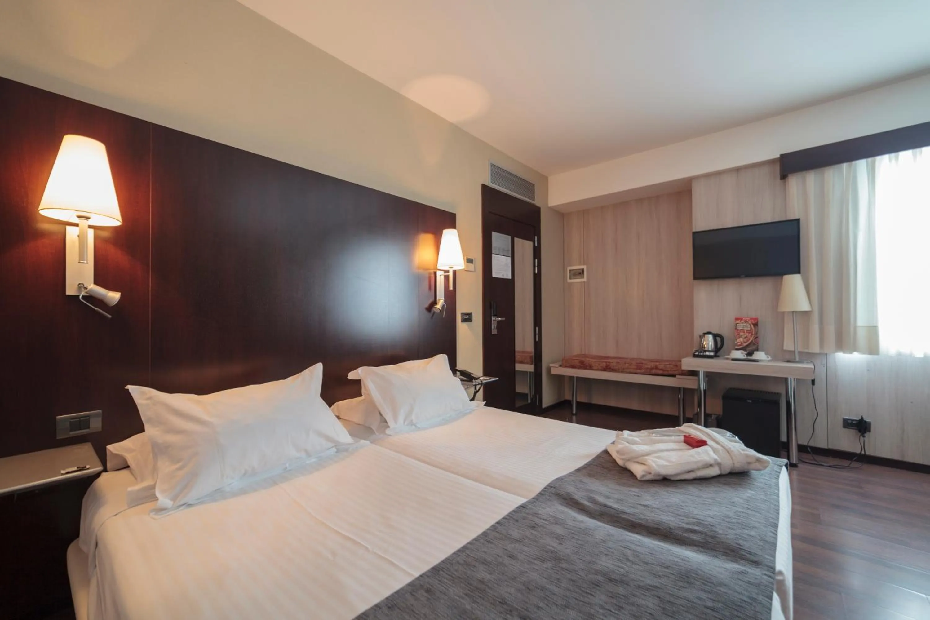 Photo of the whole room, Bed in Hotel Salymar