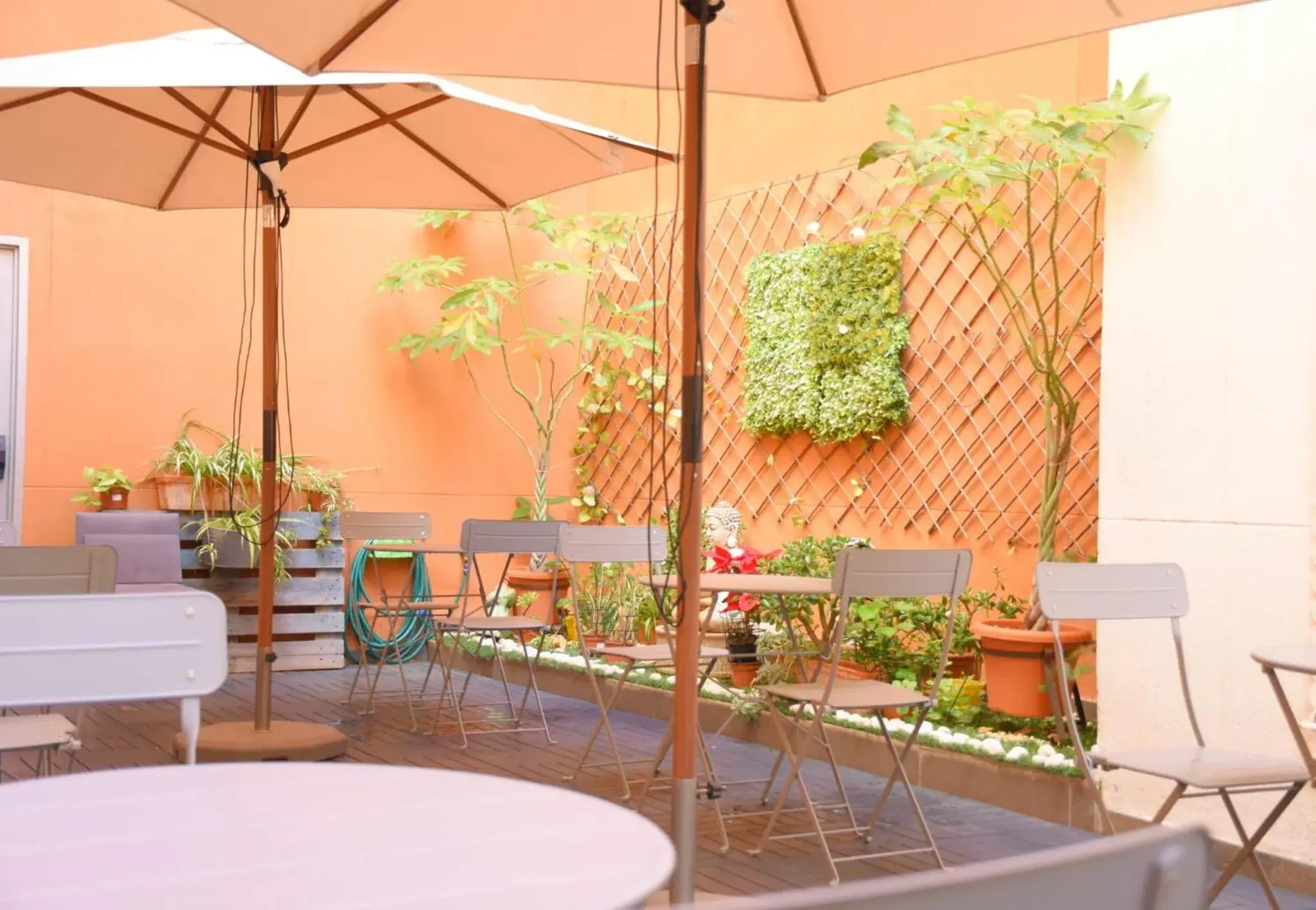 Inner courtyard view in Hotel Salymar Inner courtyard view in Hotel Salymar