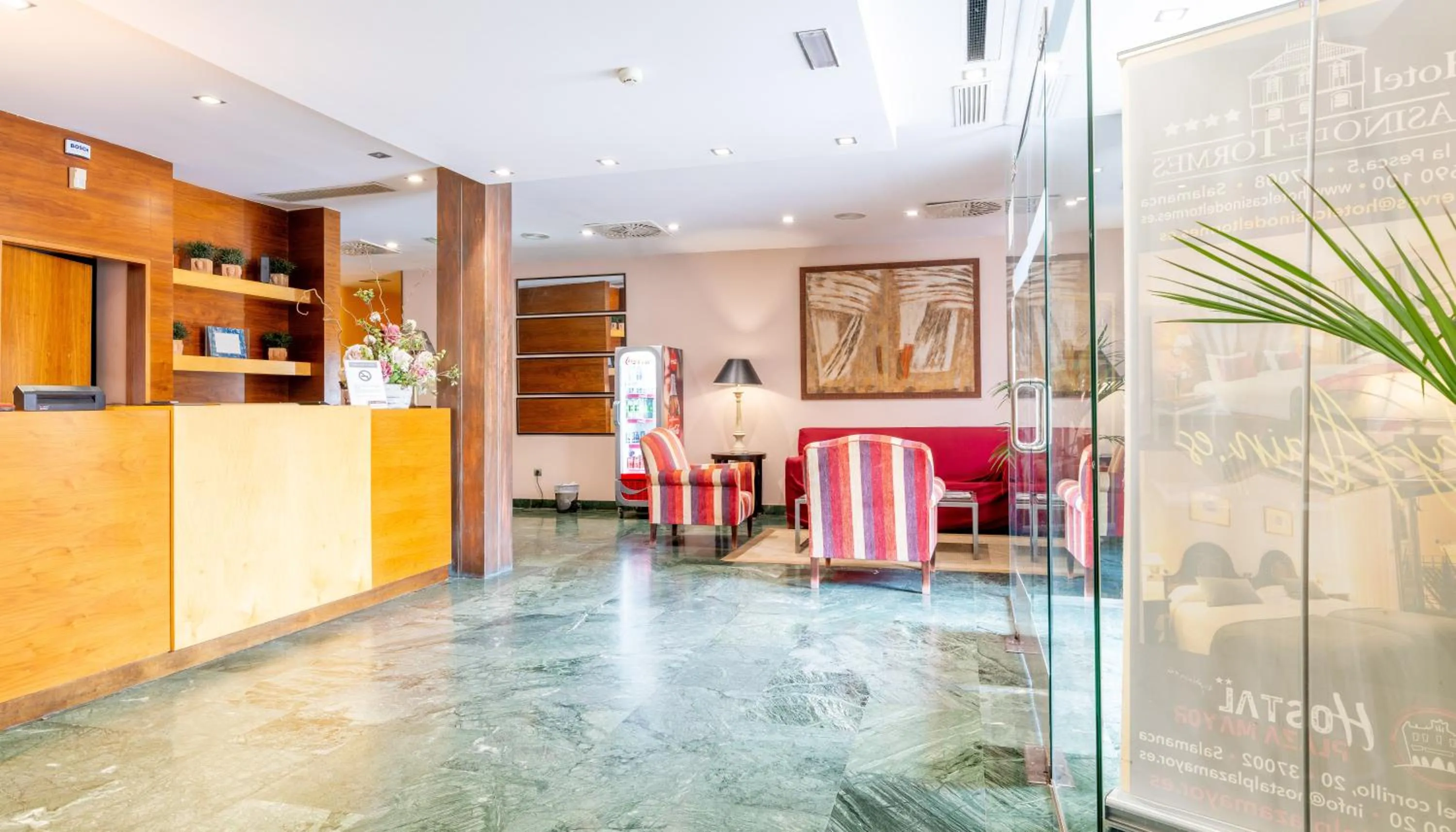 Lobby or reception in Hospedium Hotel Casino Del Tormes