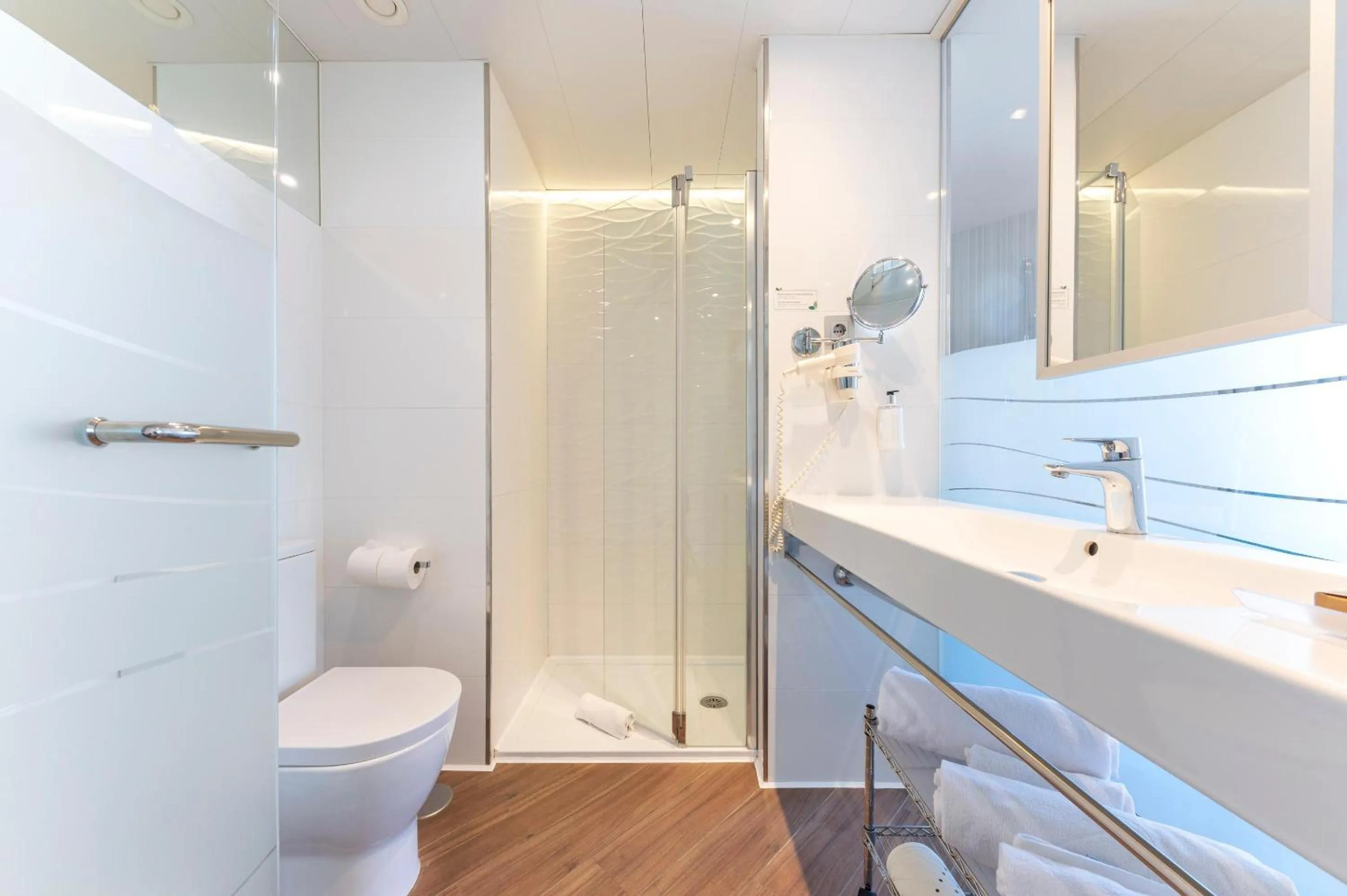 Bathroom in Port Benidorm Hotel & Spa 4* Sup